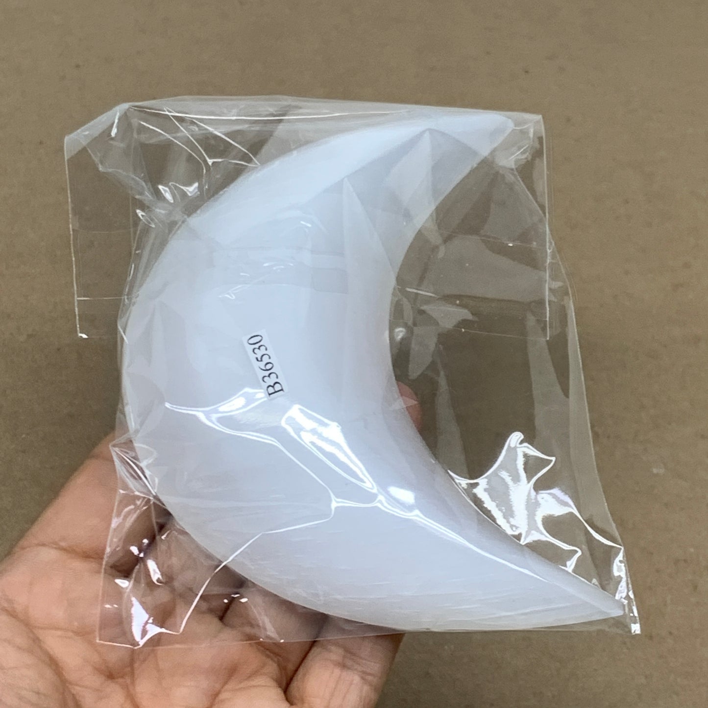 214g, 4.6"x2.1"x1", Selenite Crescent Moon Crystal (Satin Spar), B36530