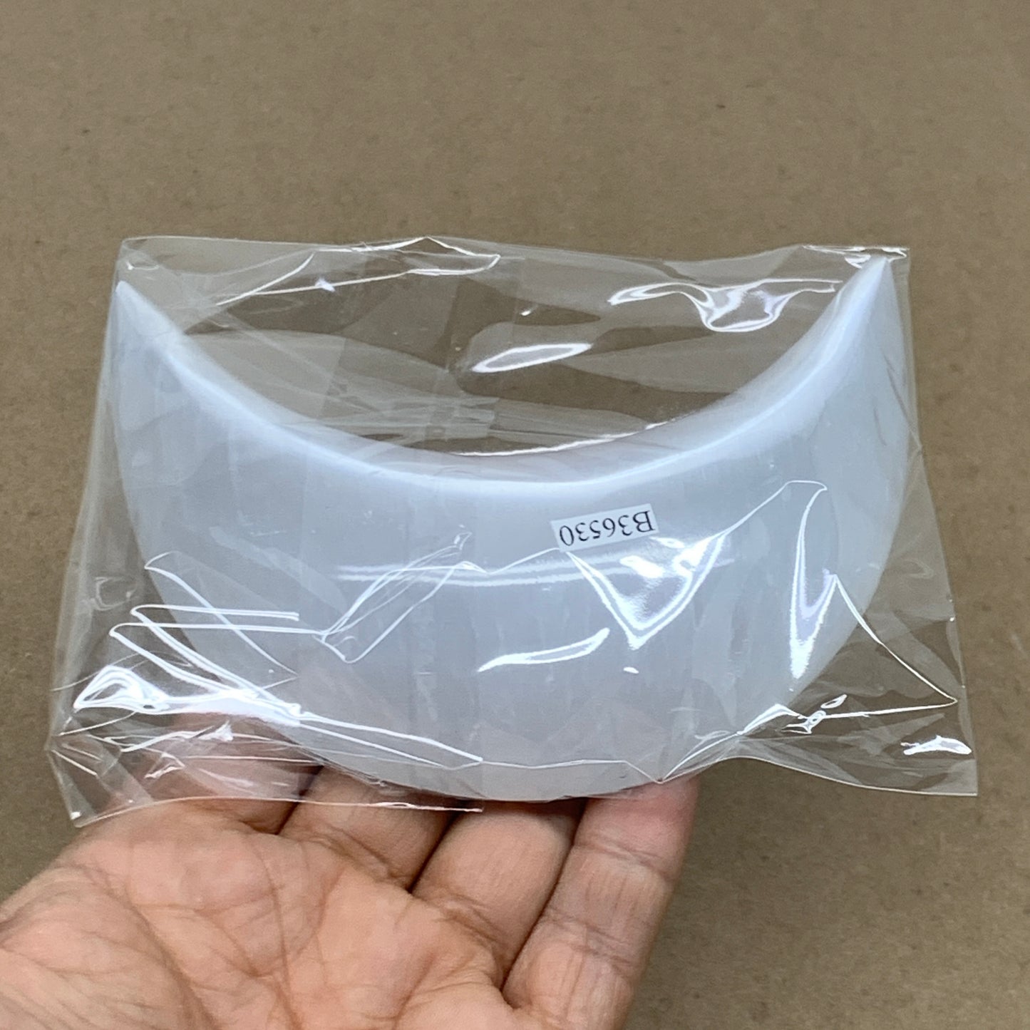 214g, 4.6"x2.1"x1", Selenite Crescent Moon Crystal (Satin Spar), B36530