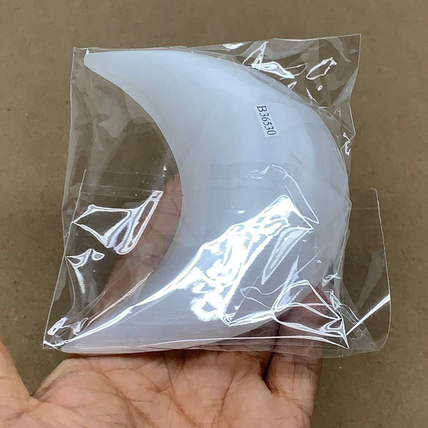 214g, 4.6"x2.1"x1", Selenite Crescent Moon Crystal (Satin Spar), B36530