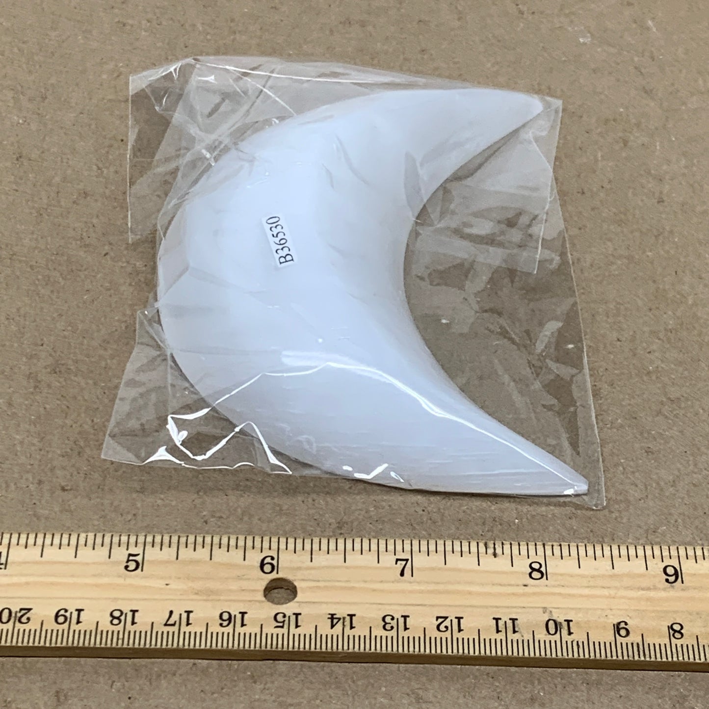 214g, 4.6"x2.1"x1", Selenite Crescent Moon Crystal (Satin Spar), B36530