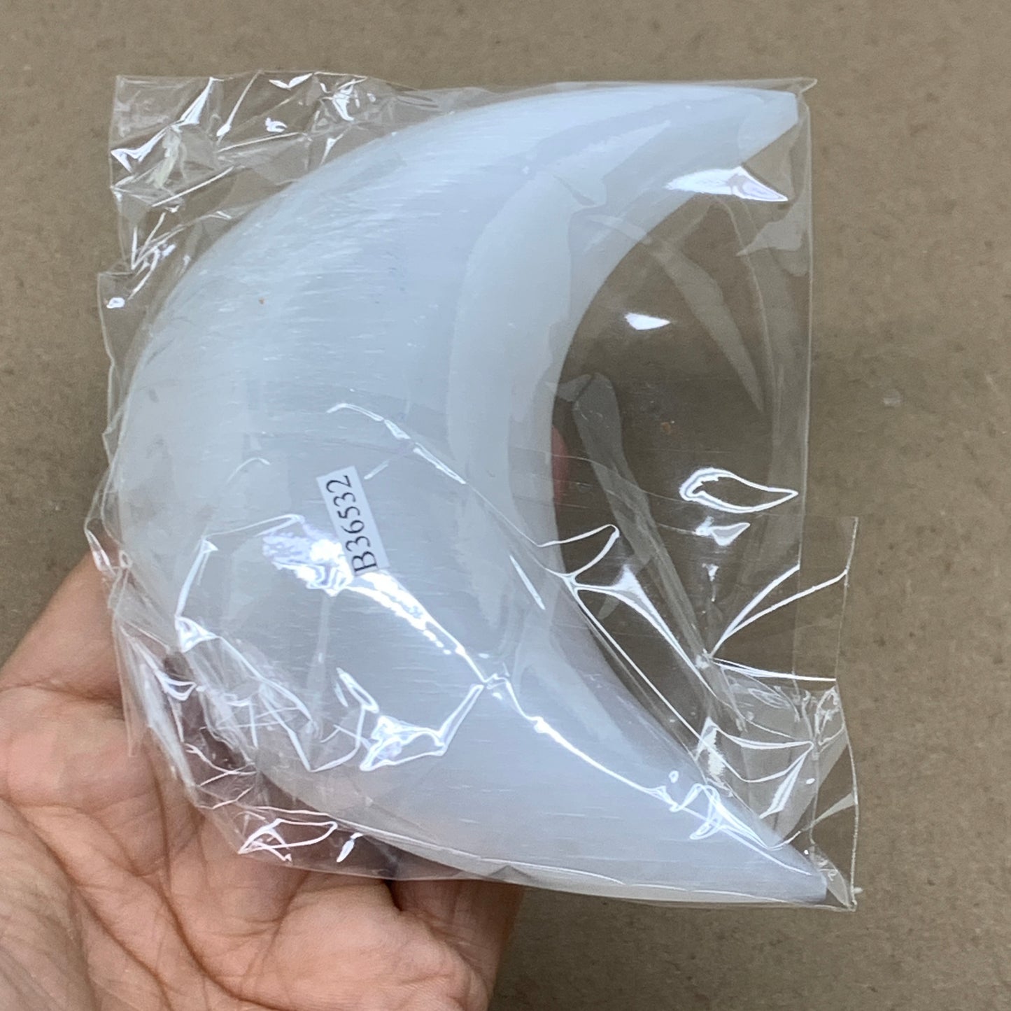 239g, 4.7"x2.2"x1", Selenite Crescent Moon Crystal (Satin Spar), B36532