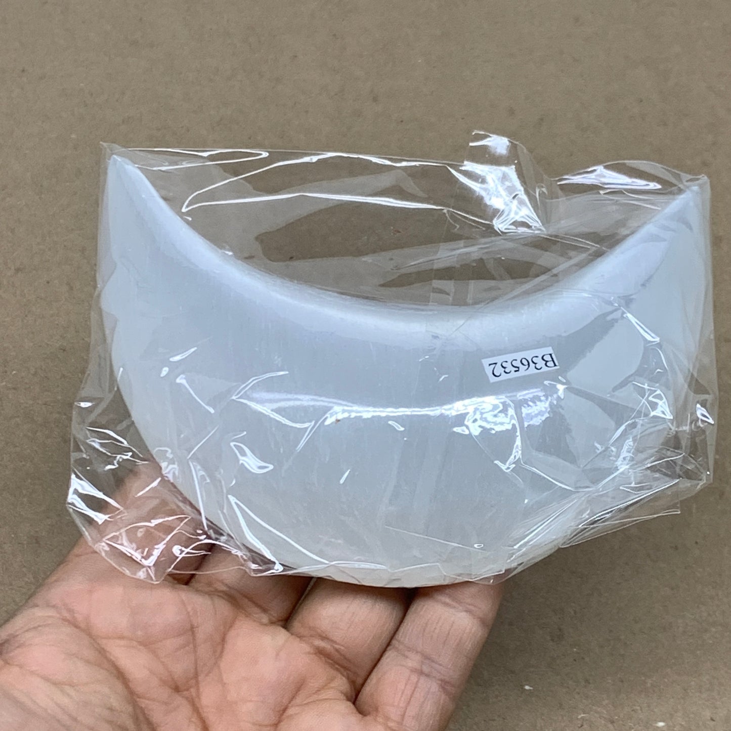 239g, 4.7"x2.2"x1", Selenite Crescent Moon Crystal (Satin Spar), B36532