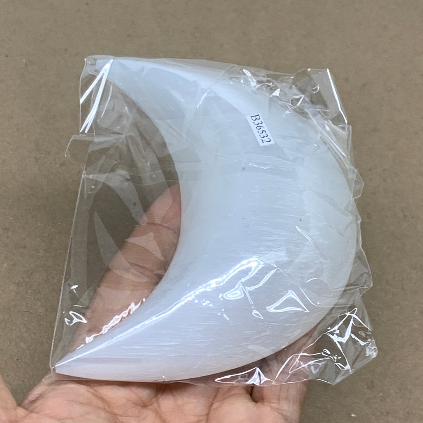 239g, 4.7"x2.2"x1", Selenite Crescent Moon Crystal (Satin Spar), B36532