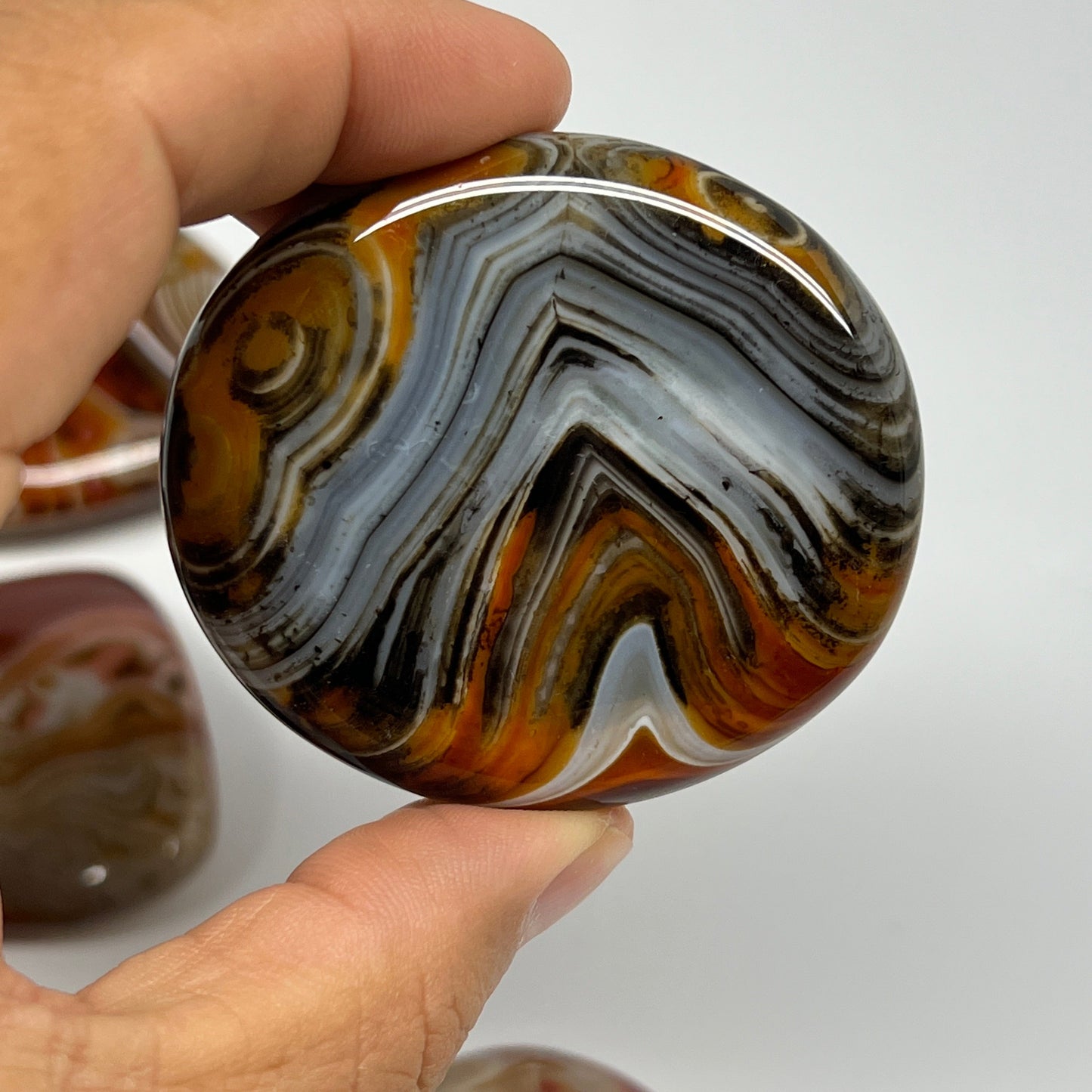 1005g, 1.6" - 2.9", 9pcs, Sardonyx Palm-Stone Freeform Crystal Polished, B22976