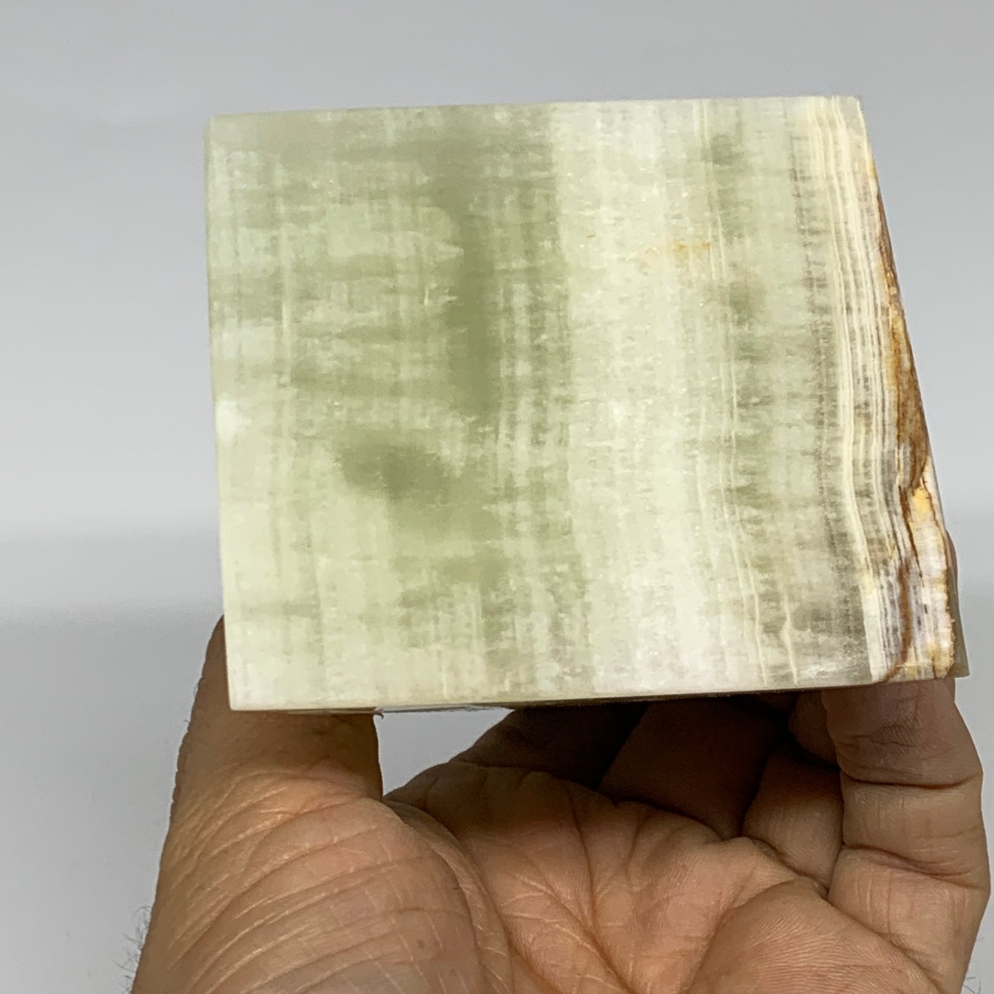 0.88 lbs, 3"x2.8"x2.8", Green Onyx Pyramid Gemstone Crystal, B32457
