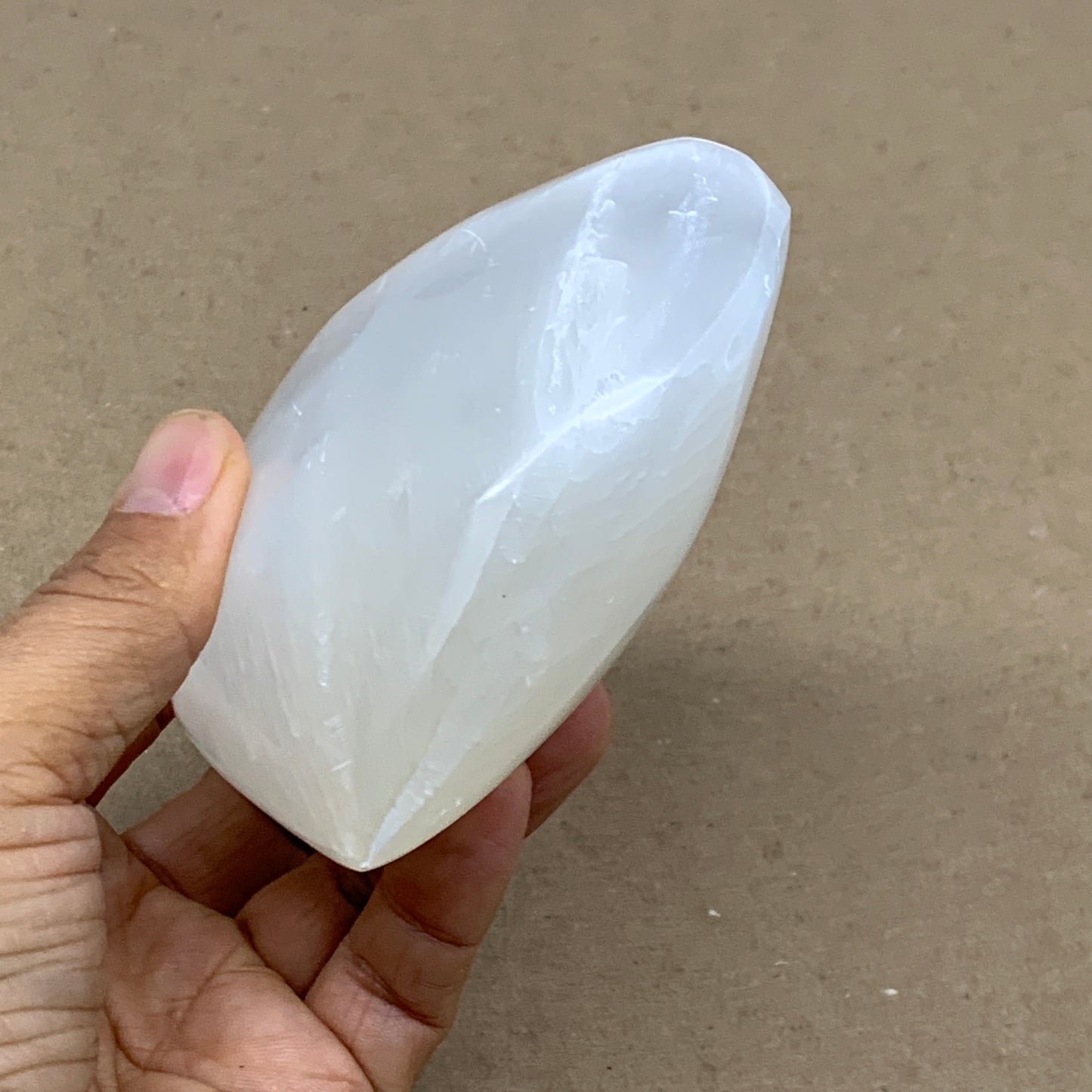 0.99 lbs, 3.9"x3.9"x1.6", Selenite Half Puffy Heart Crystals, Satin Spar, B36573
