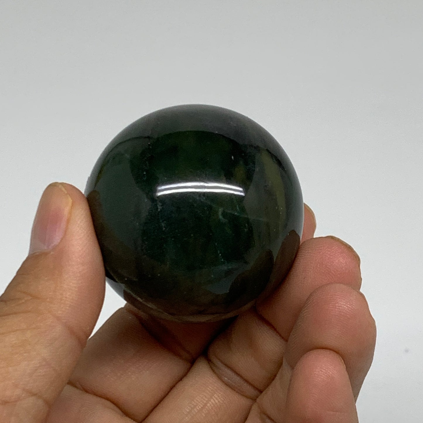 106.1g, 1.7"(42mm) Green Zade Stone Sphere Gemstone,Healing Crystal, B35250