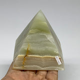 0.93 lbs, 3"x2.9"x2.9", Green Onyx Pyramid Gemstone Crystal, B32465