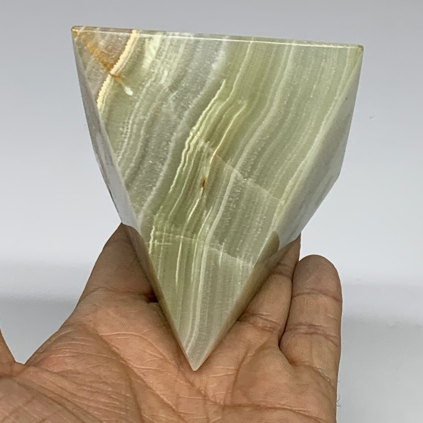 0.93 lbs, 3"x2.9"x2.9", Green Onyx Pyramid Gemstone Crystal, B32465