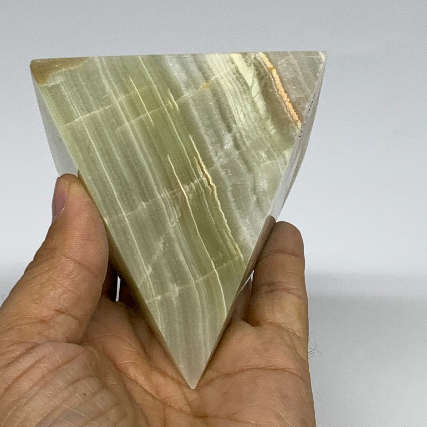 0.93 lbs, 3"x2.9"x2.9", Green Onyx Pyramid Gemstone Crystal, B32465
