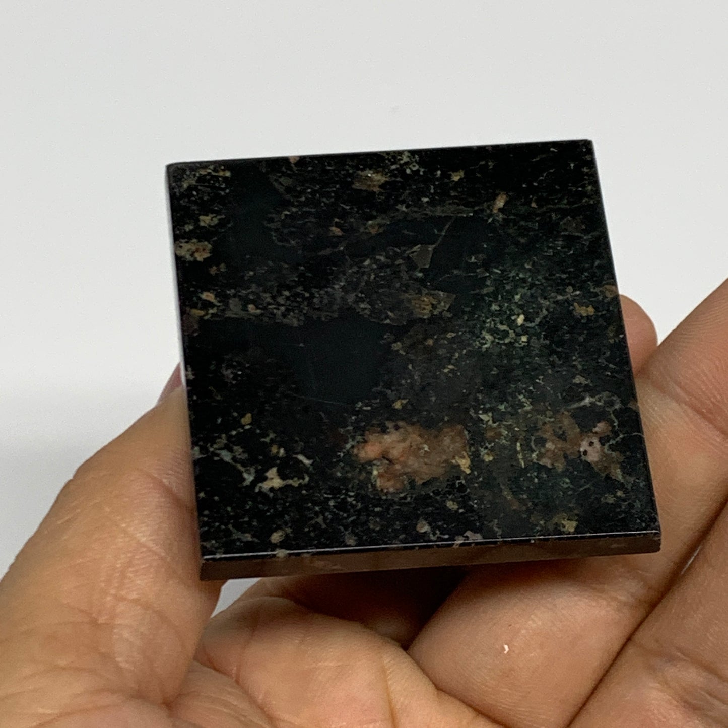 103.8g, 1.4"x1.8"x1.9", Black Tourmaline Pyramid Gemstone,Healing Crystal, B3184