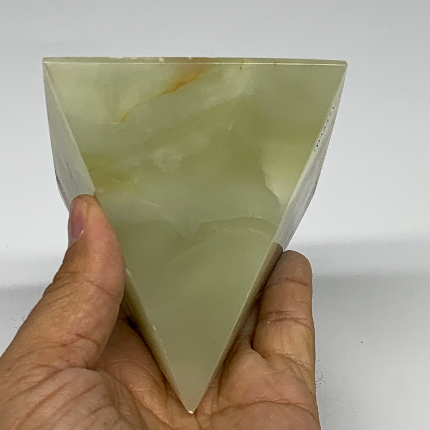 1.14 lbs, 3.2"x3"x3.1", Green Onyx Pyramid Gemstone Crystal, B32471