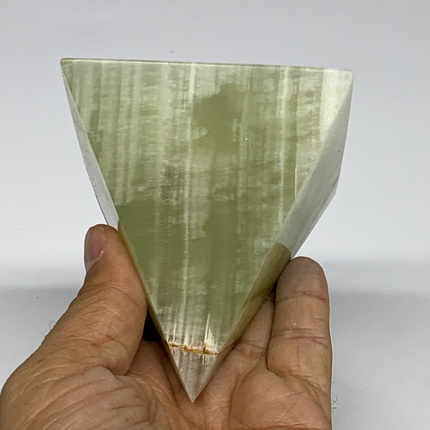 0.9 lbs, 3"x2.9"x2.9", Green Onyx Pyramid Gemstone Crystal, B32473