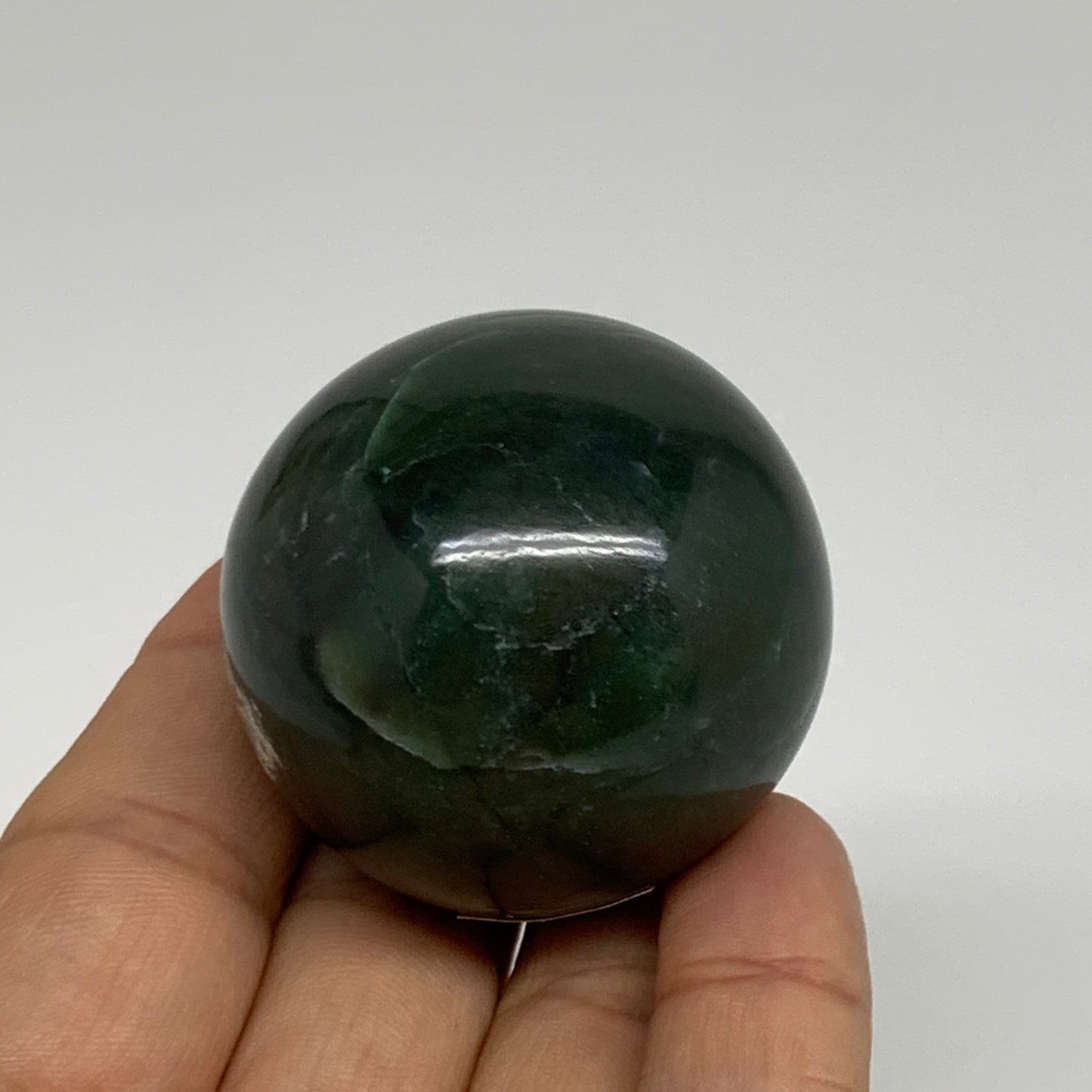 104.4g, 1.6"(41mm) Green Zade Stone Sphere Gemstone,Healing Crystal, B35261