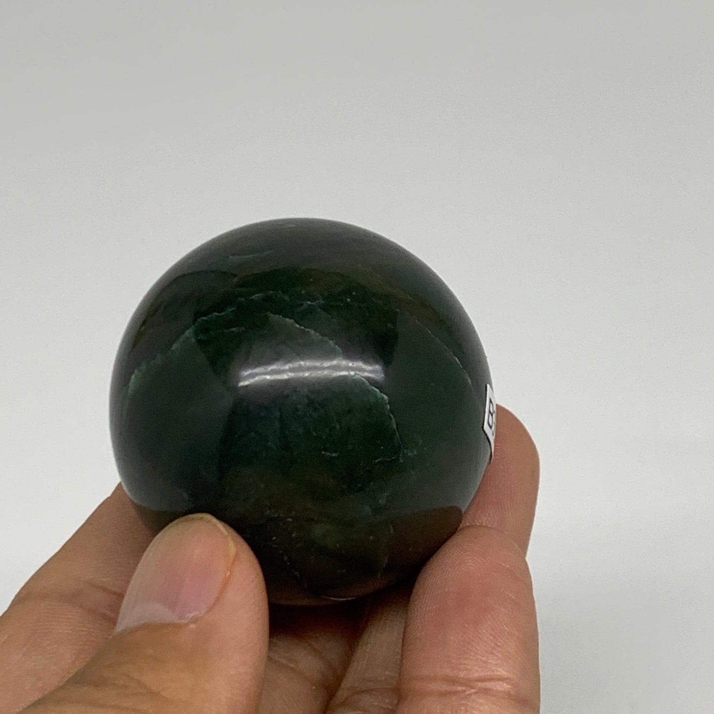 104.4g, 1.6"(41mm) Green Zade Stone Sphere Gemstone,Healing Crystal, B35261