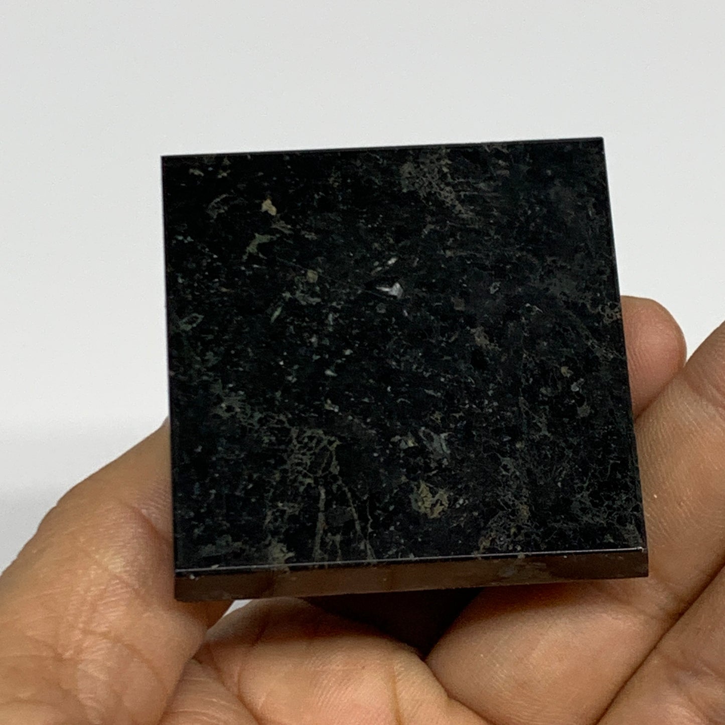 119.4g, 1.5"x1.8"x1.8", Black Tourmaline Pyramid Gemstone,Healing Crystal, B3184