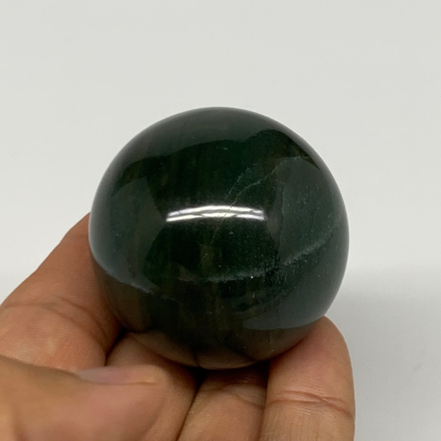 112.7g, 1.7"(43mm) Green Zade Stone Sphere Gemstone,Healing Crystal, B27149