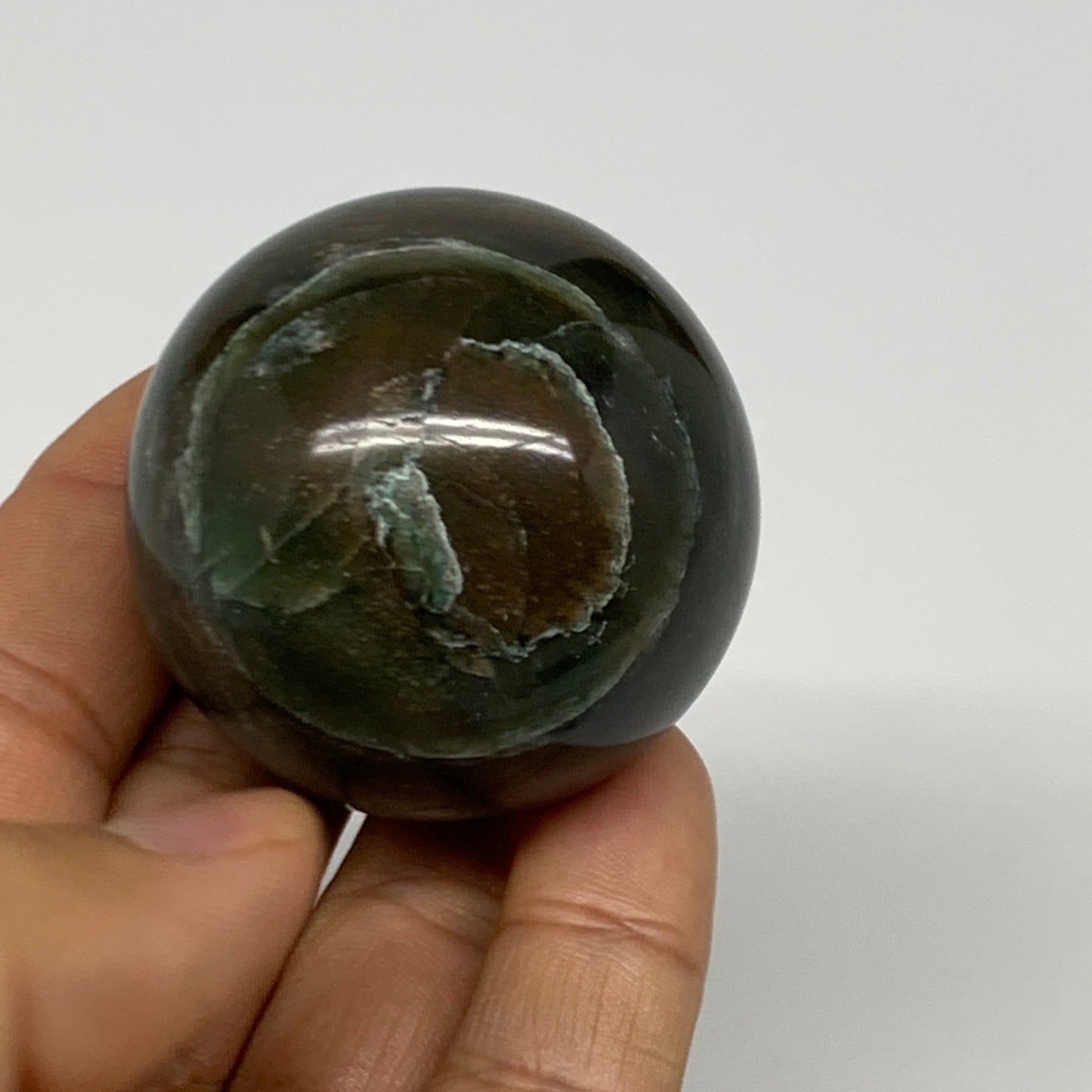 114.8g, 1.7"(43mm) Green Zade Stone Sphere Gemstone,Healing Crystal, B27153