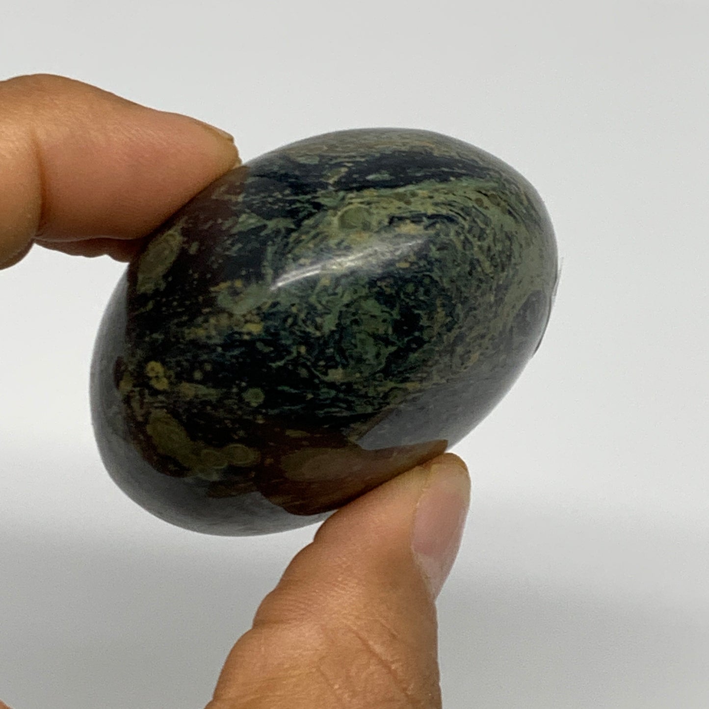 153.8g, 2.4"x1.9"x1.4", Crocodile Kambaba Jasper Palm-Stone @Madagascar, B28048