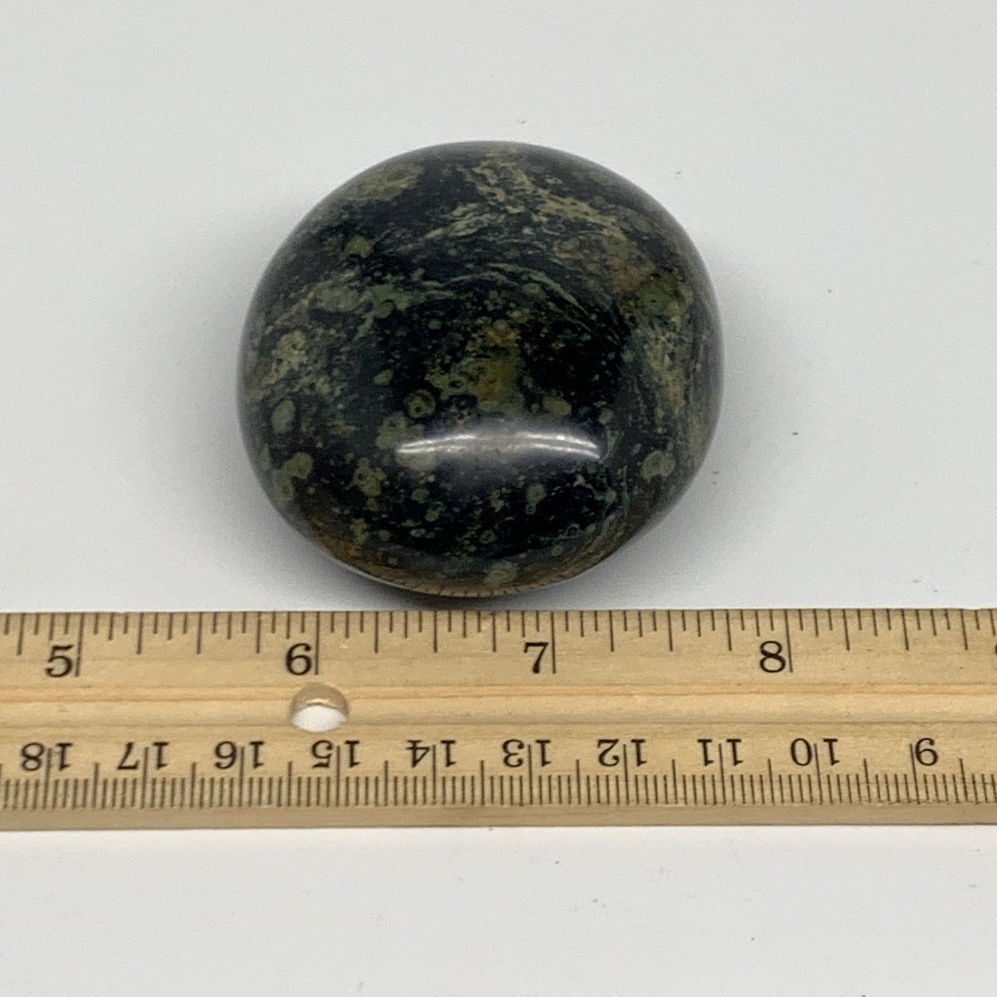155.9g, 2.4"x2.2"x1.3", Crocodile Kambaba Jasper Palm-Stone @Madagascar, B28050