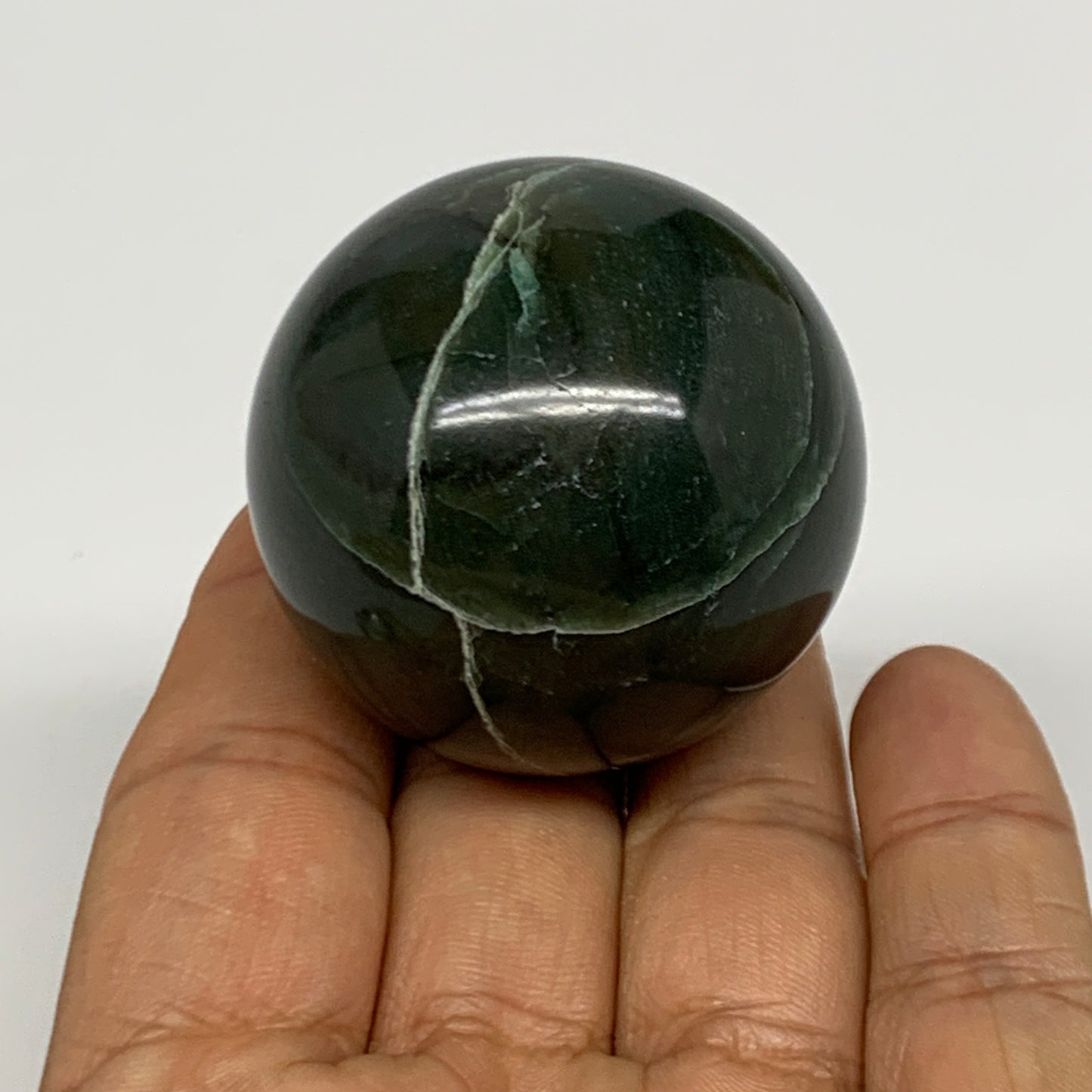 107.1g, 1.6"(41mm) Green Zade Stone Sphere Gemstone,Healing Crystal, B27160