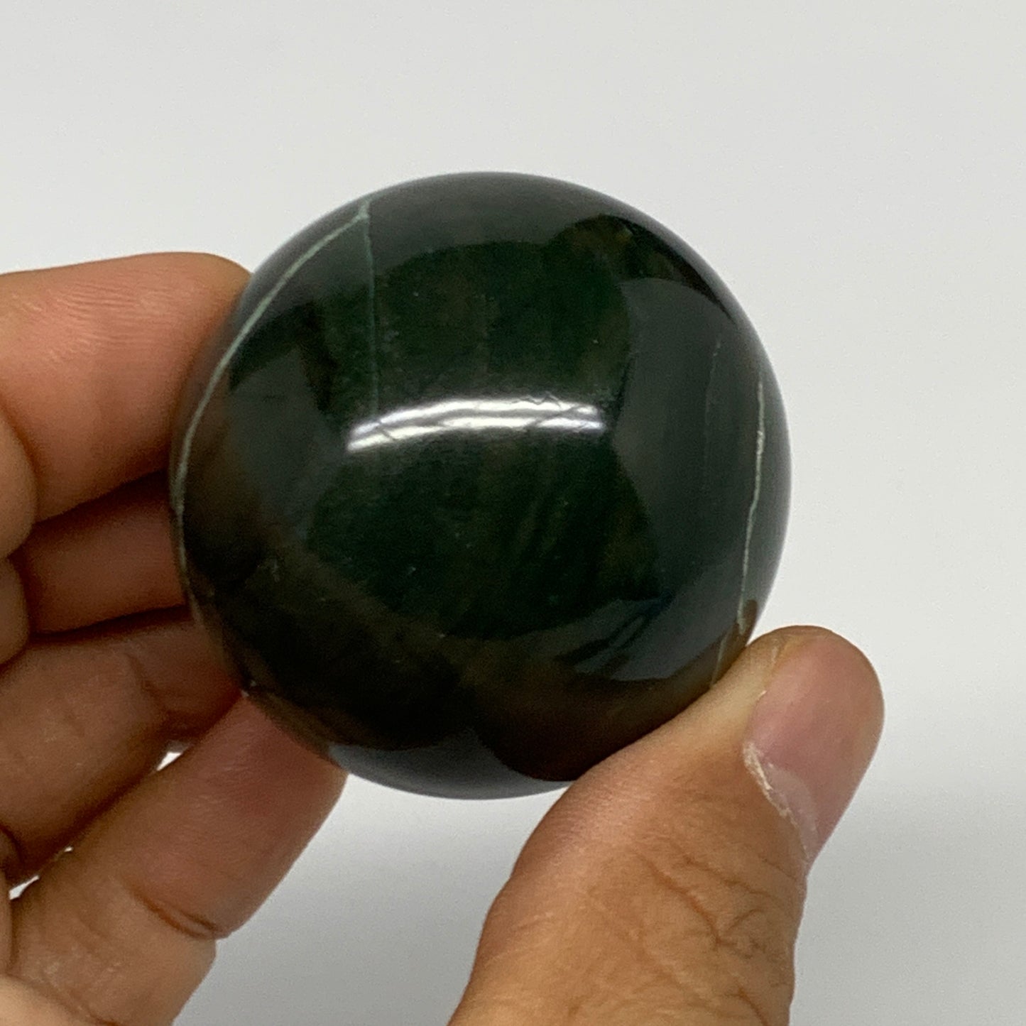 107.1g, 1.6"(41mm) Green Zade Stone Sphere Gemstone,Healing Crystal, B27160