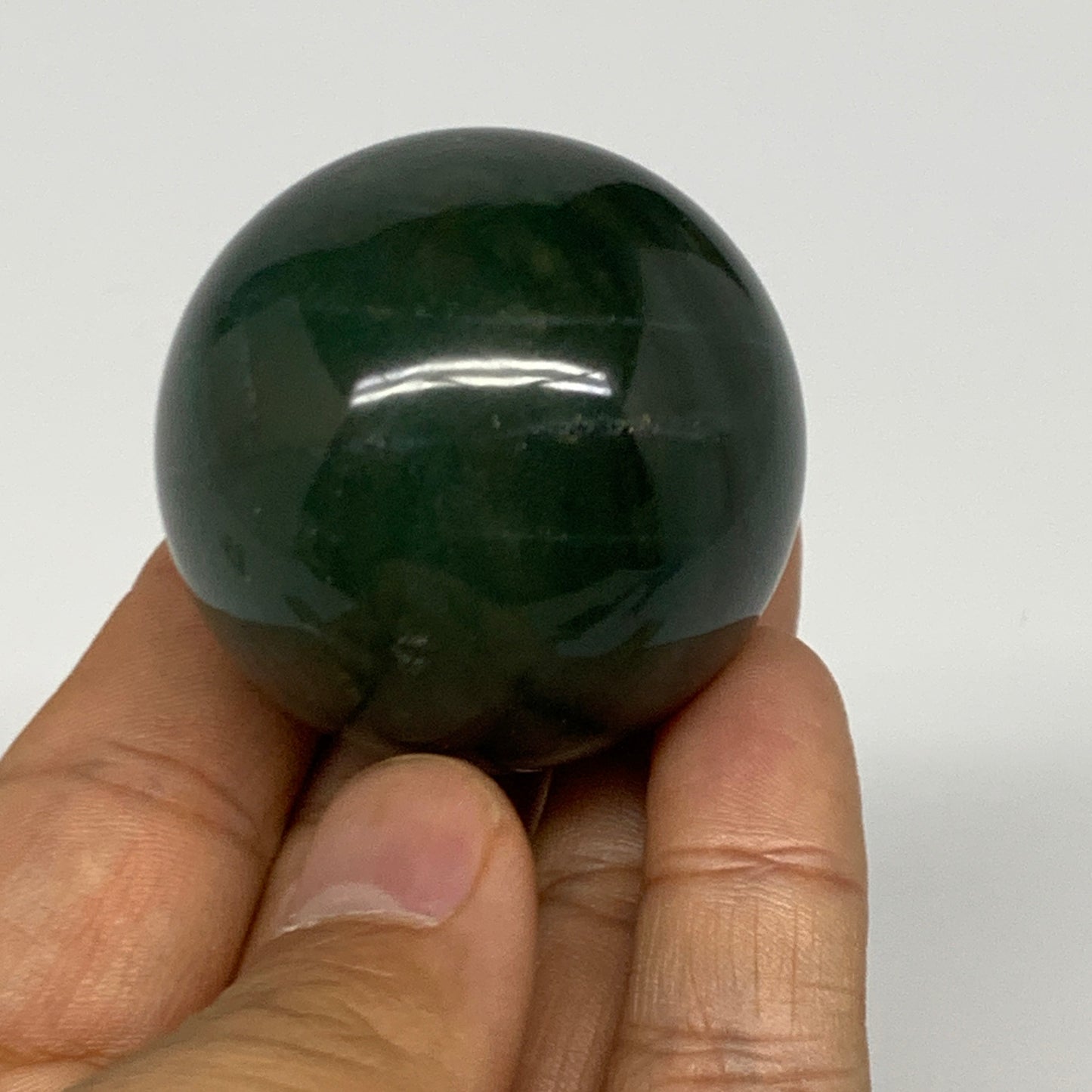 112.7g, 1.7"(43mm) Green Zade Stone Sphere Gemstone,Healing Crystal, B27162