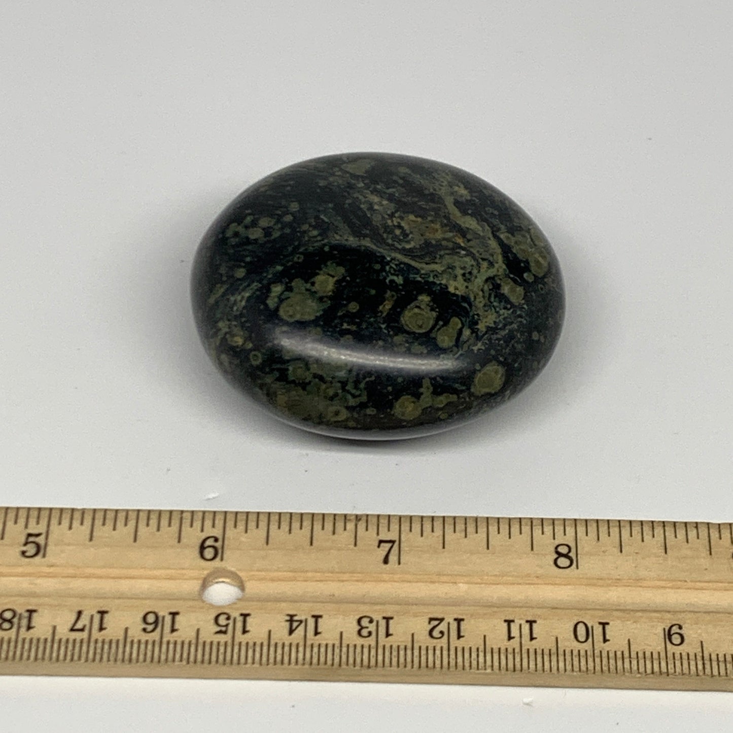 120.6g, 2.2"x2.1"x1.1", Crocodile Kambaba Jasper Palm-Stone @Madagascar, B28059