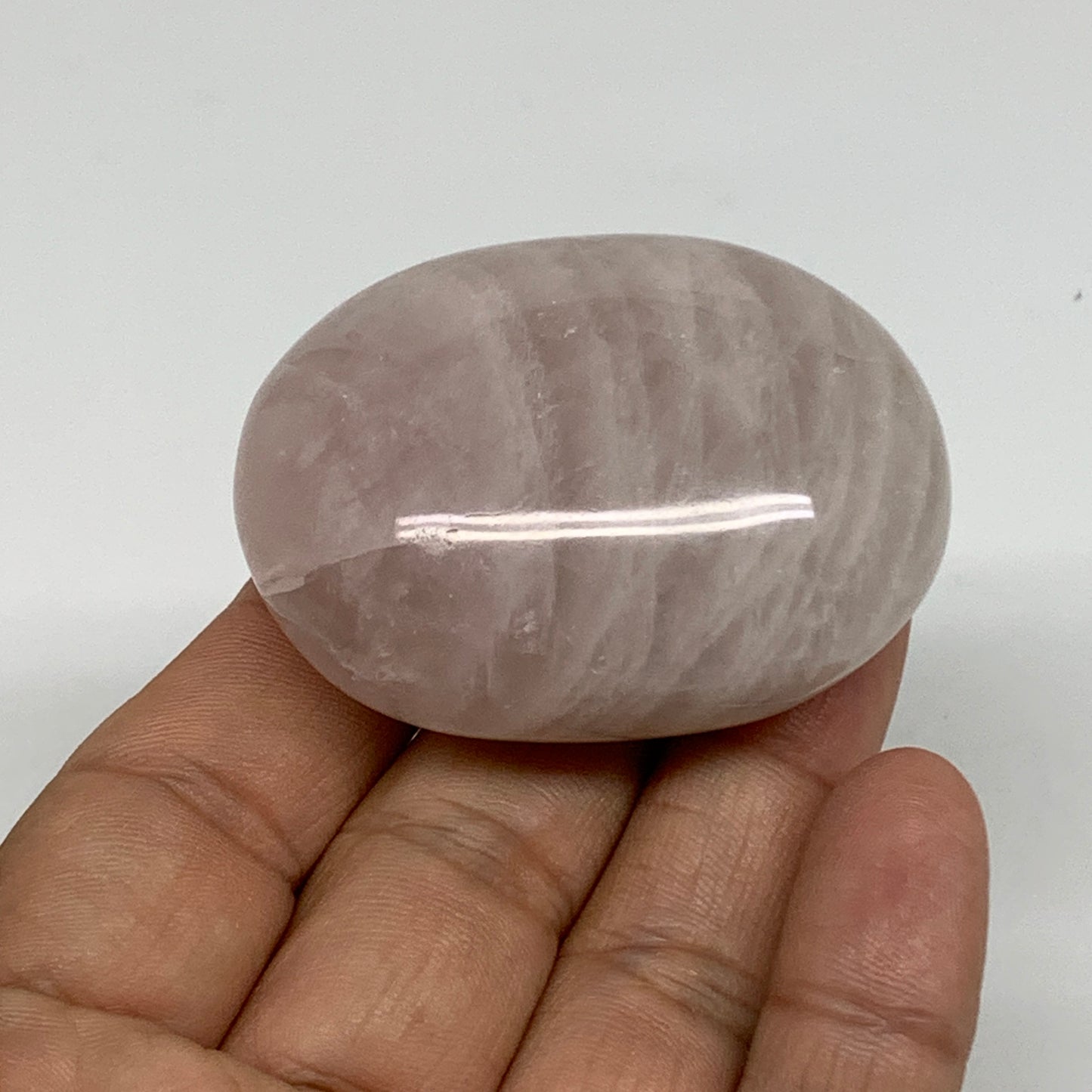 77.5g , 2.1"x1.6"x1", Natural Pink Rose Quartz Palm-stone Crystal, B34524