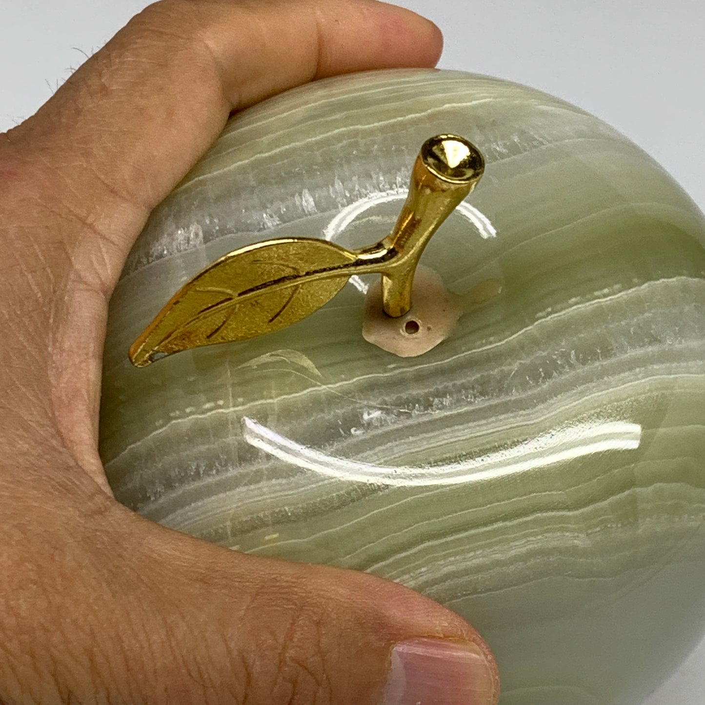 3.4 lbs, 3.9"x4" Natural Green Onyx Apple Gemstone @Afghanistan, B32515