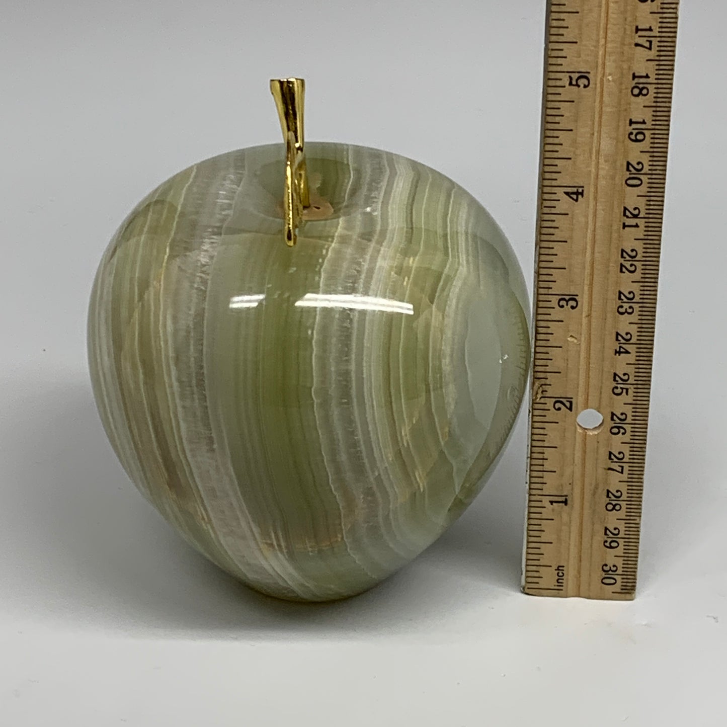 3.4 lbs, 3.9"x4" Natural Green Onyx Apple Gemstone @Afghanistan, B32515