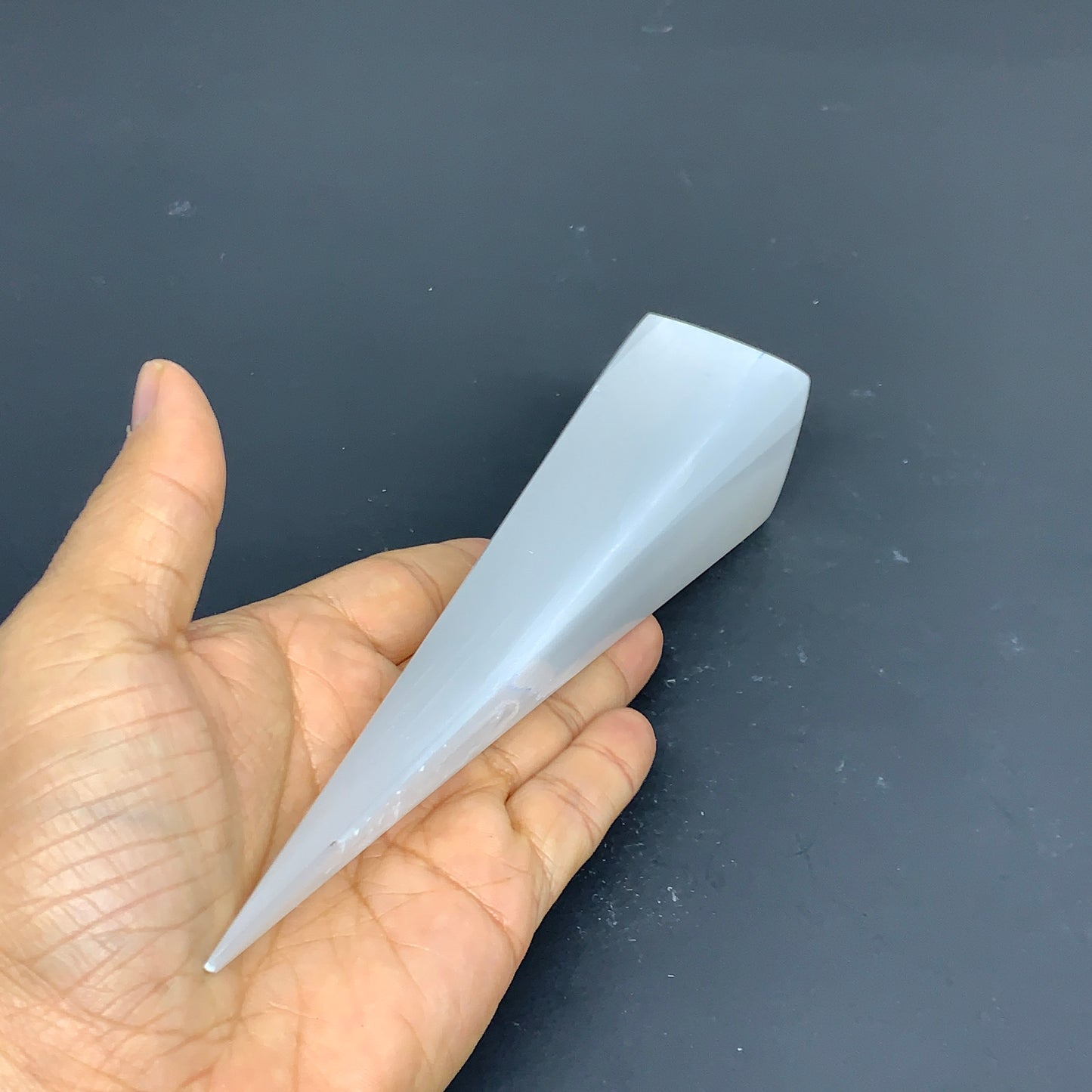 252.5g, 7.5"x1.5"x1.6" Selenite (Satin Spar) Crystal Crystal Tower Point,B35955