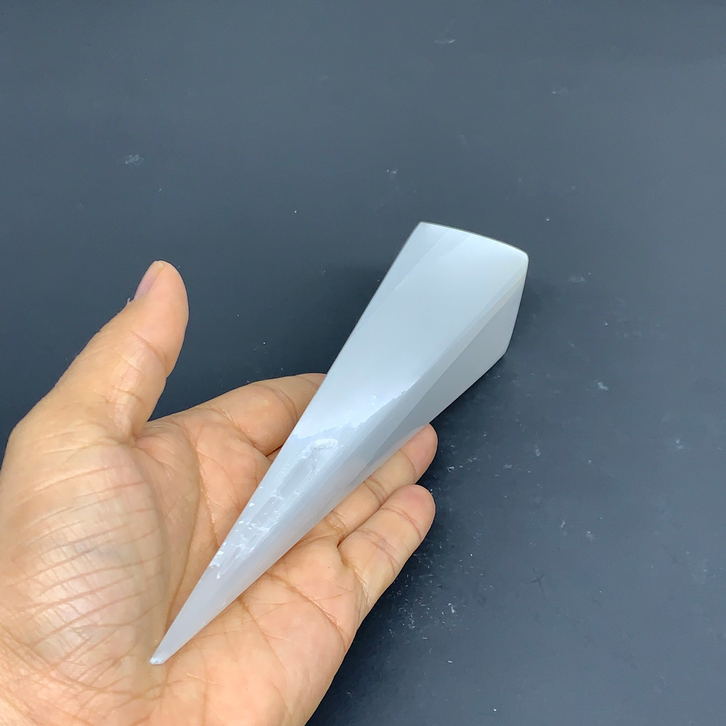 252.5g, 7.5"x1.5"x1.6" Selenite (Satin Spar) Crystal Crystal Tower Point,B35955