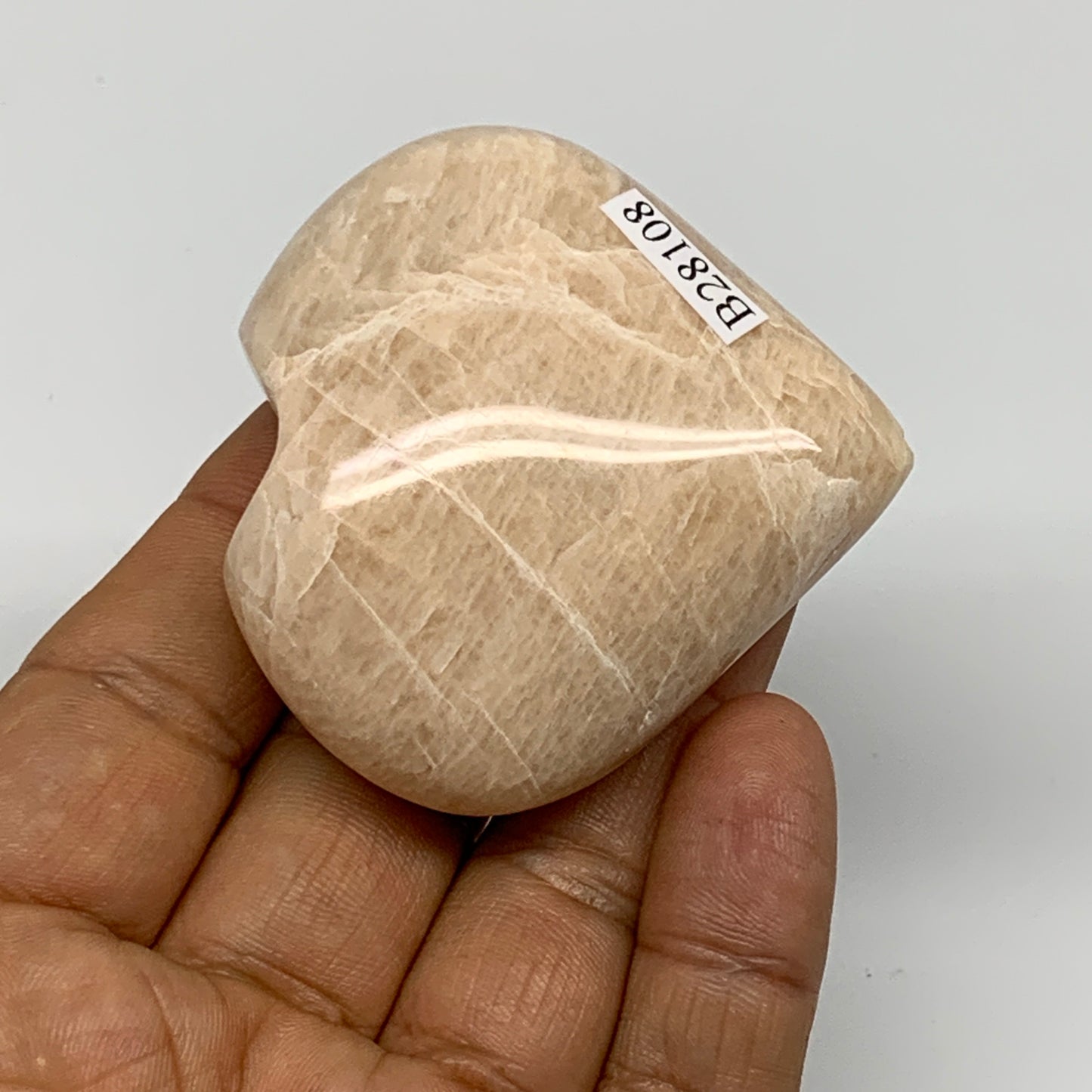 84.4g, 2.1"x2.2"x0.9", Peach Moonstone Heart Crystal Polished Gemstone, B28108