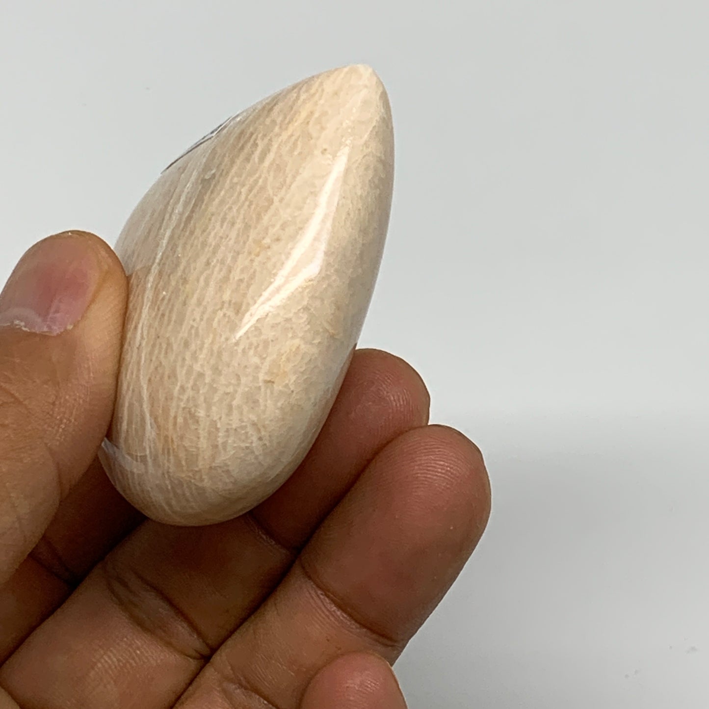 88.9g, 2.2"x2.1"x1", Peach Moonstone Heart Crystal Polished Gemstone, B28112