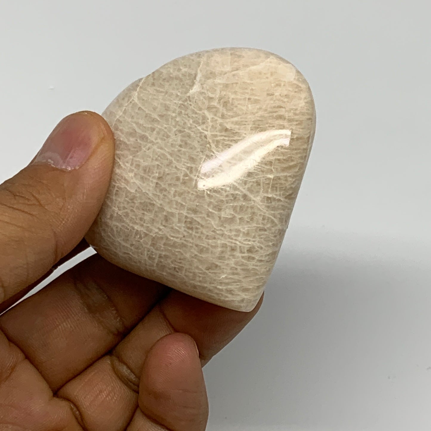 94.4g, 2.3"x2.2"x1", Peach Moonstone Heart Crystal Polished Gemstone, B28118