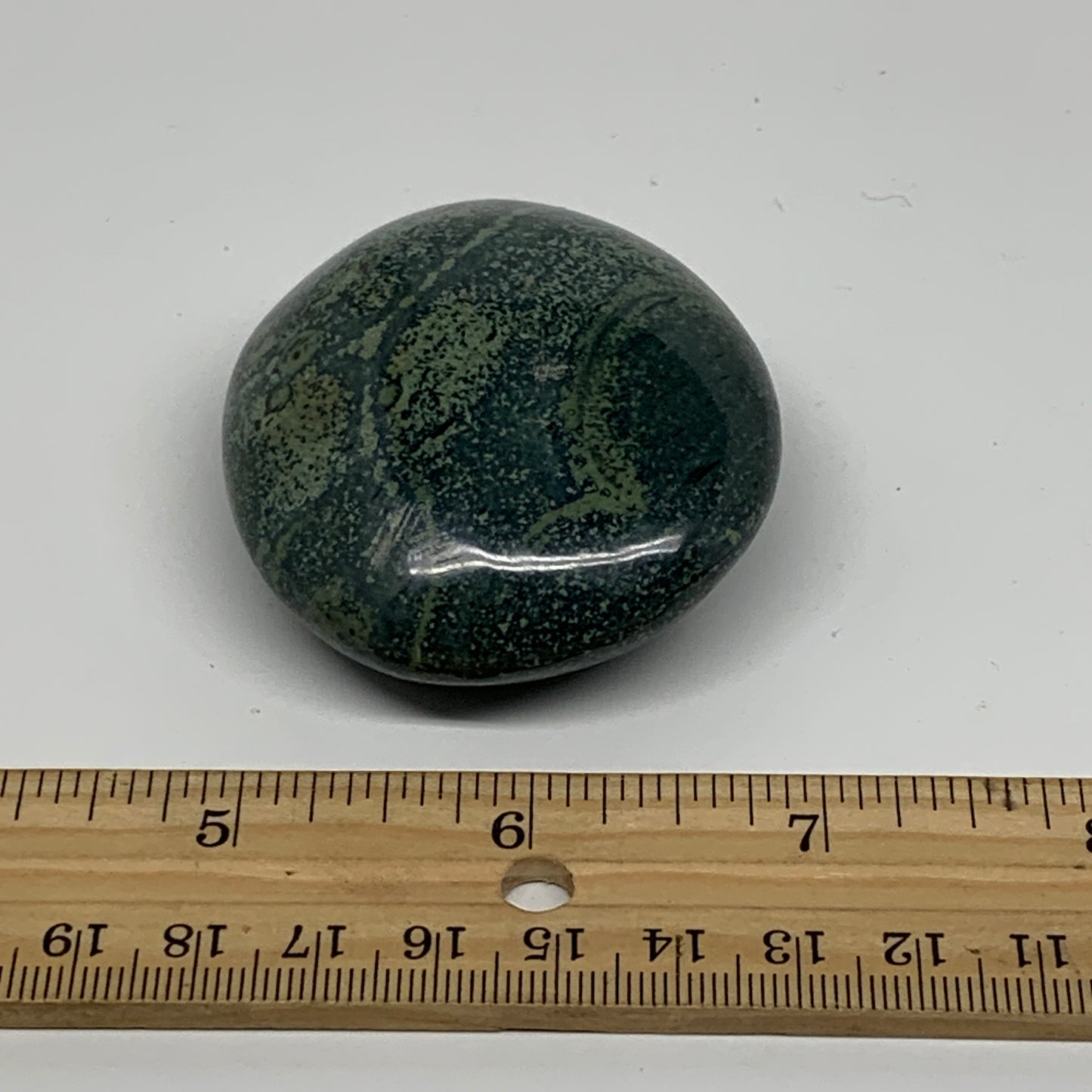 105.6g, 2.2"x2"x1", Crocodile Kambaba Jasper Palm-Stone, B37595