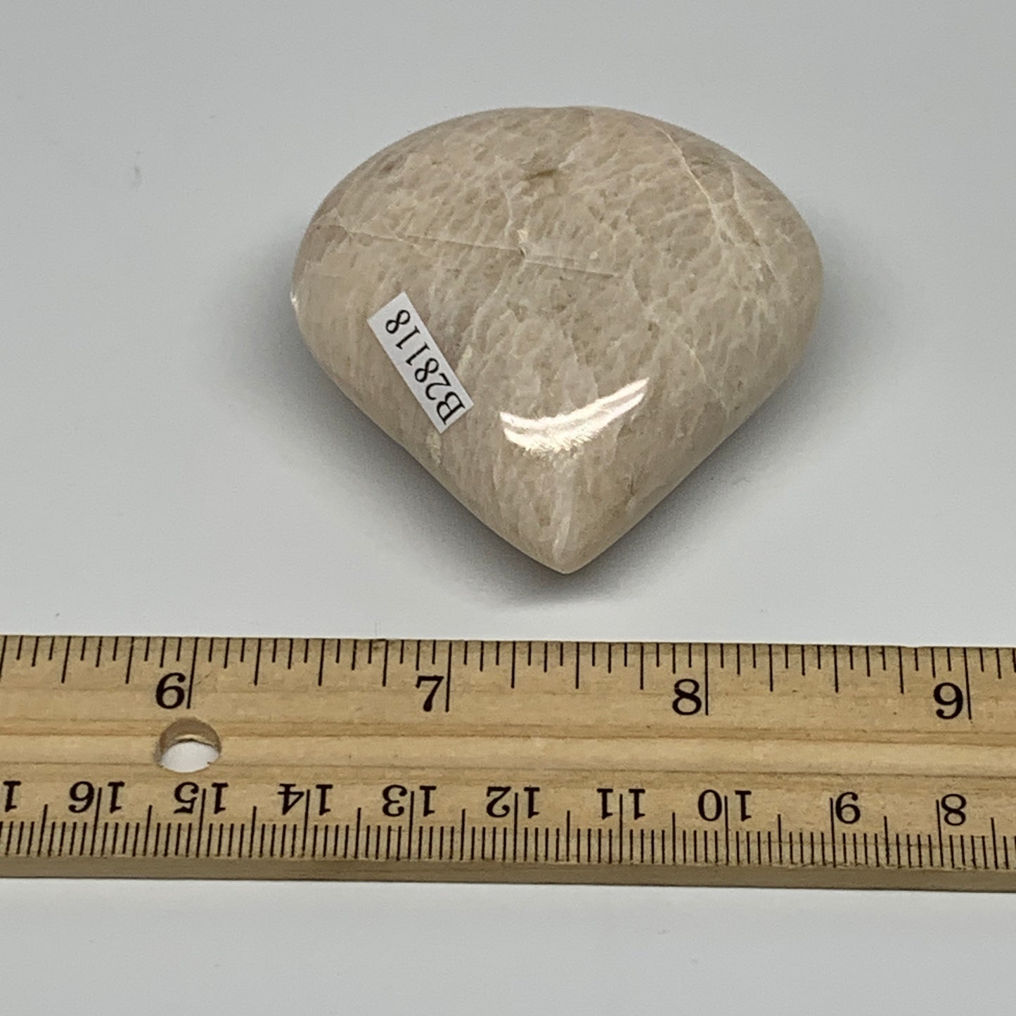 94.4g, 2.3"x2.2"x1", Peach Moonstone Heart Crystal Polished Gemstone, B28118