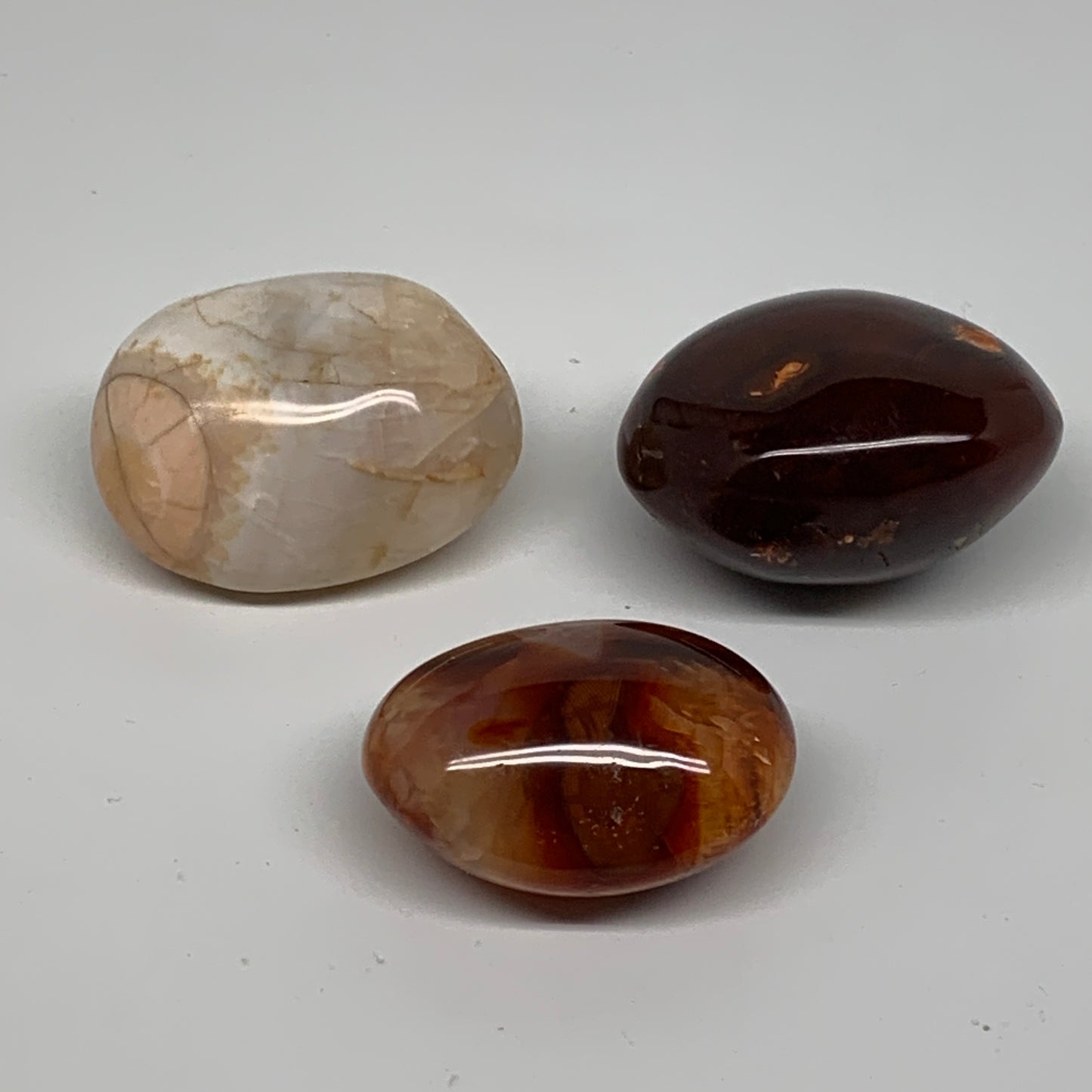 242g, 2"-2.1", 3pcs, Red Carnelian Palm-Stone Gem Crystal Polished, B37600