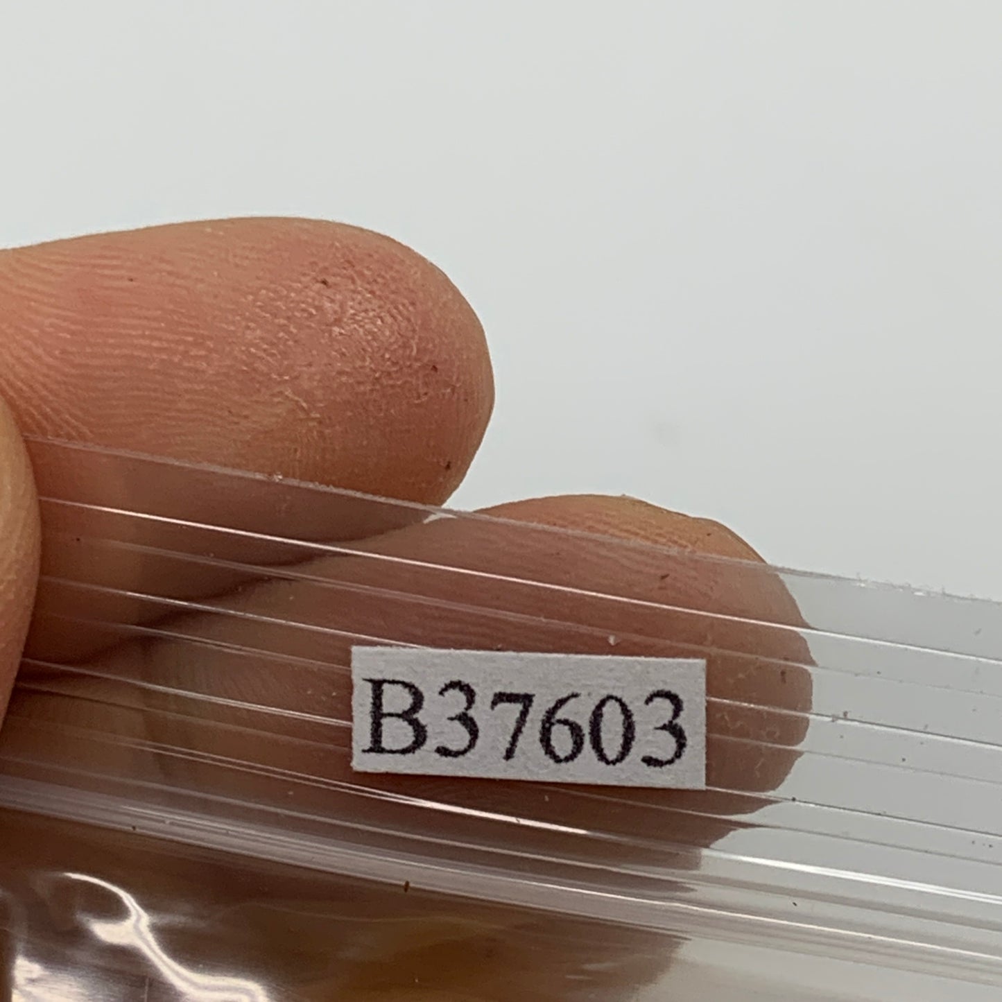 206.7g, 2"-2.1", 2pcs, Red Carnelian Palm-Stone Gem Crystal Polished, B37603