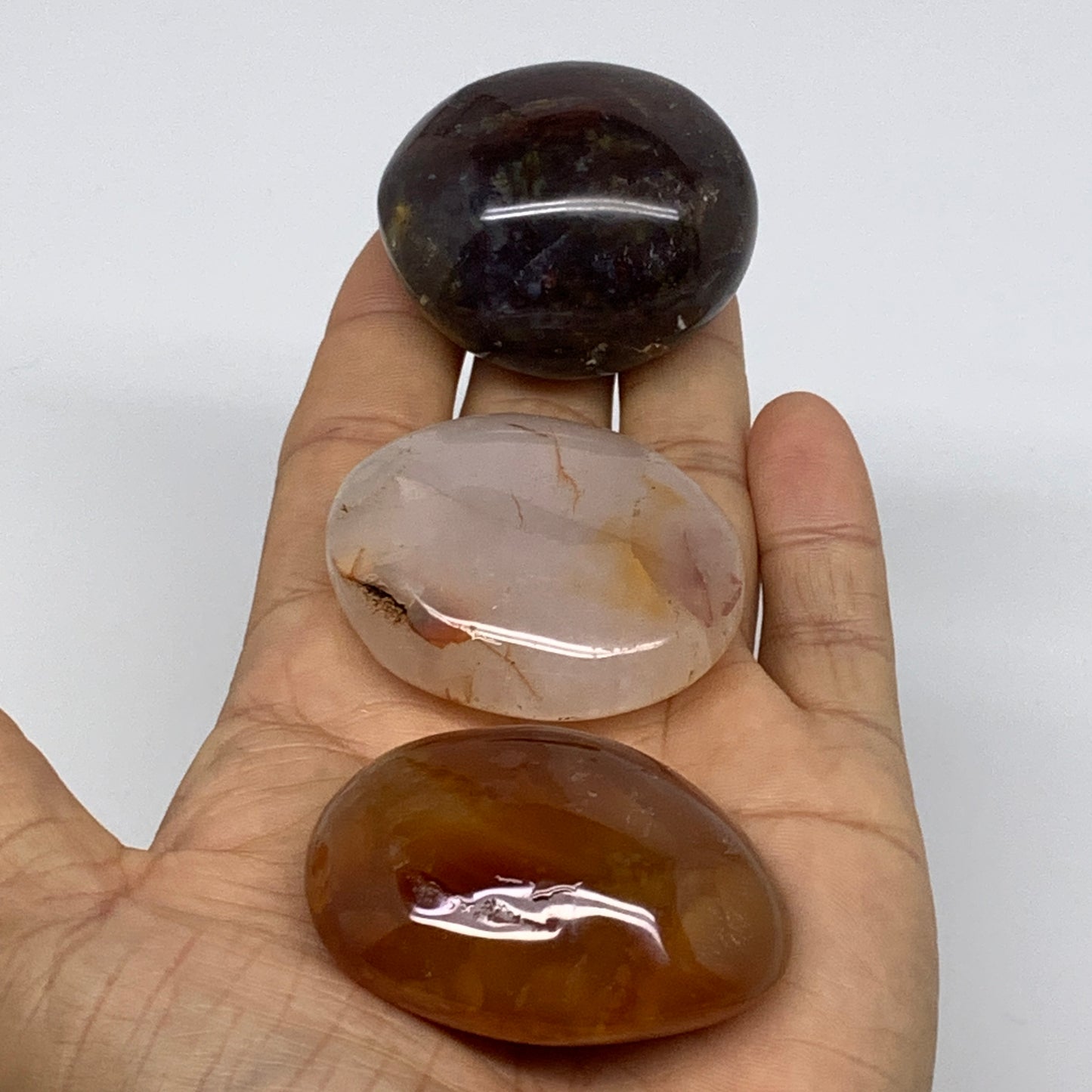 186.1g, 1.8"-2", 3pcs, Red Carnelian Palm-Stone Gem Crystal Polished, B37609