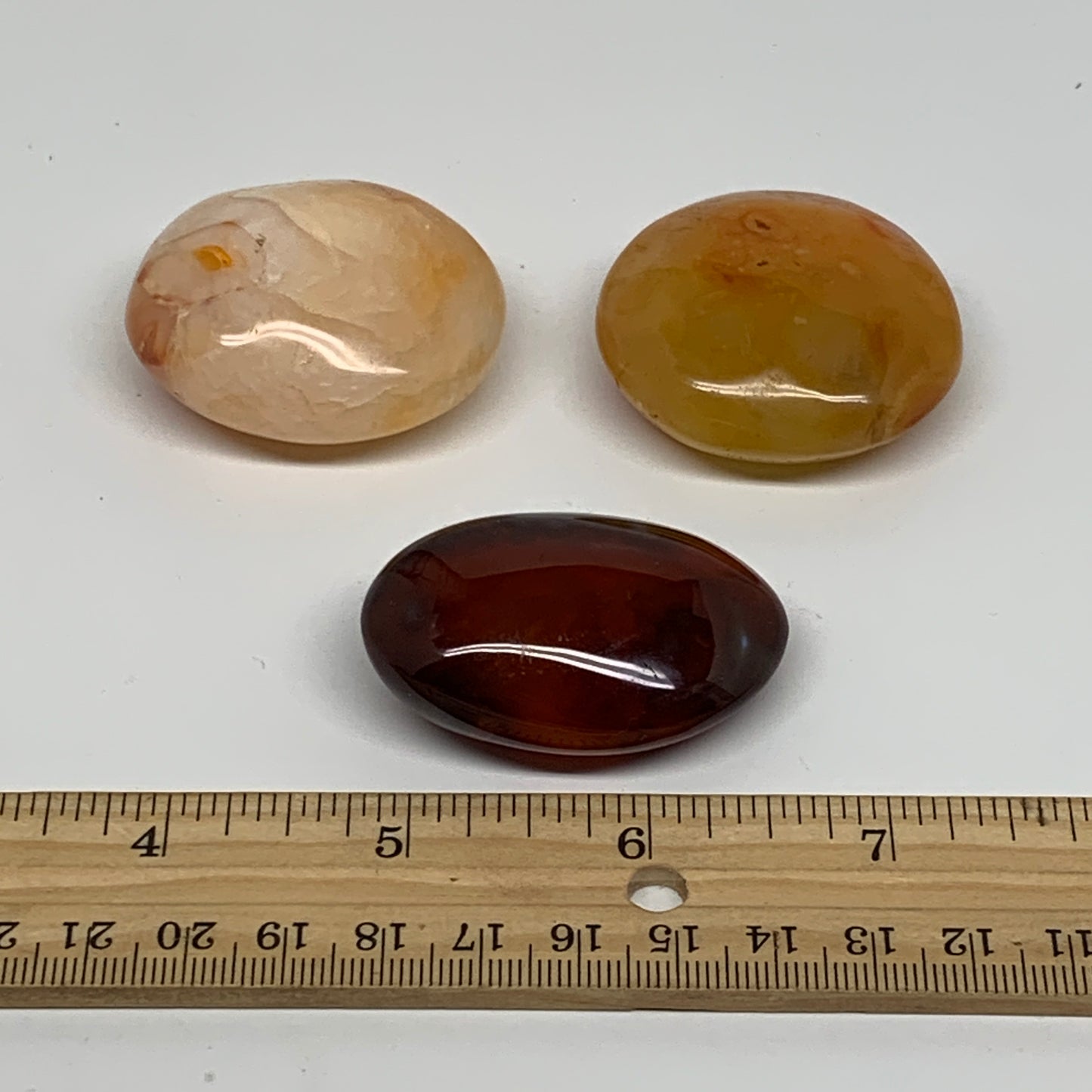 135.4g, 1.7"-1.9", 3pcs, Red Carnelian Palm-Stone Gem Crystal Polished, B37611