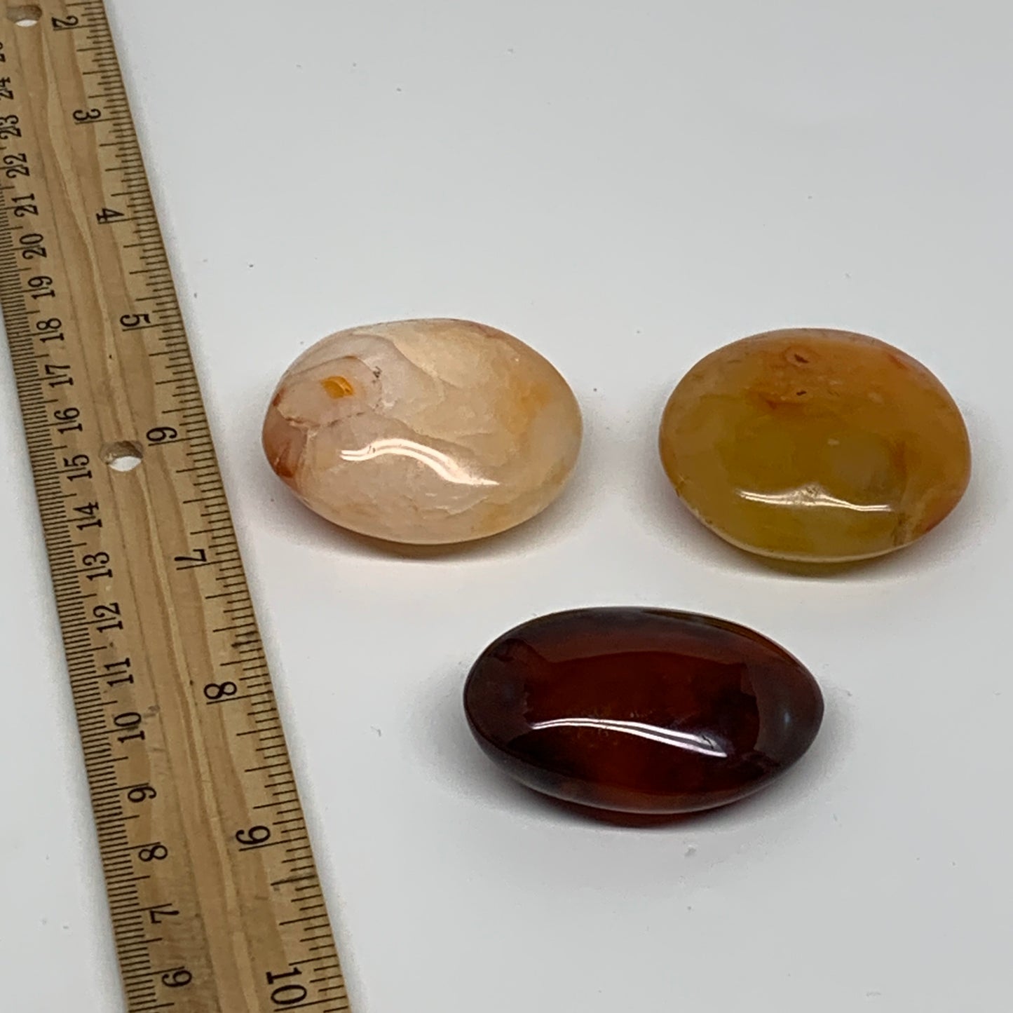 135.4g, 1.7"-1.9", 3pcs, Red Carnelian Palm-Stone Gem Crystal Polished, B37611
