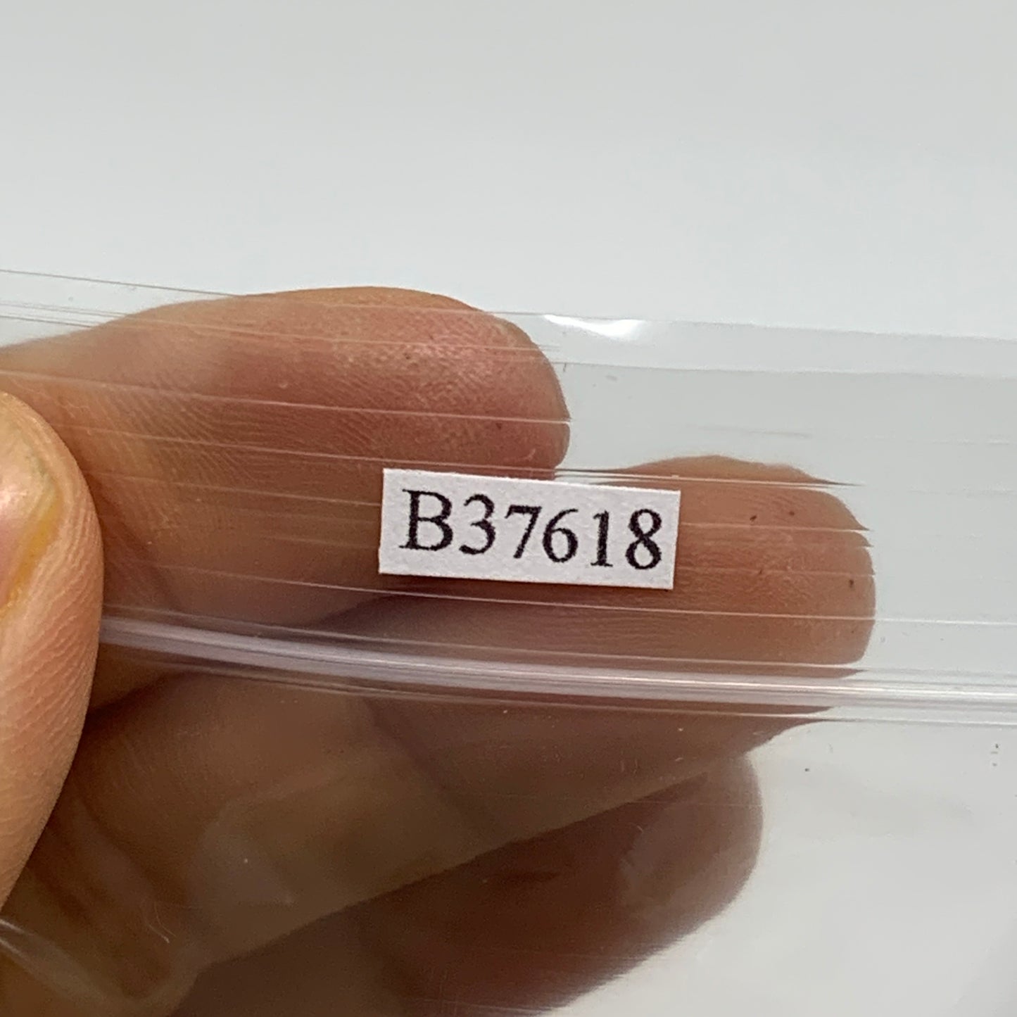 201g, 1.9"-2", 3pcs, Red Carnelian Palm-Stone Gem Crystal Polished, B37618