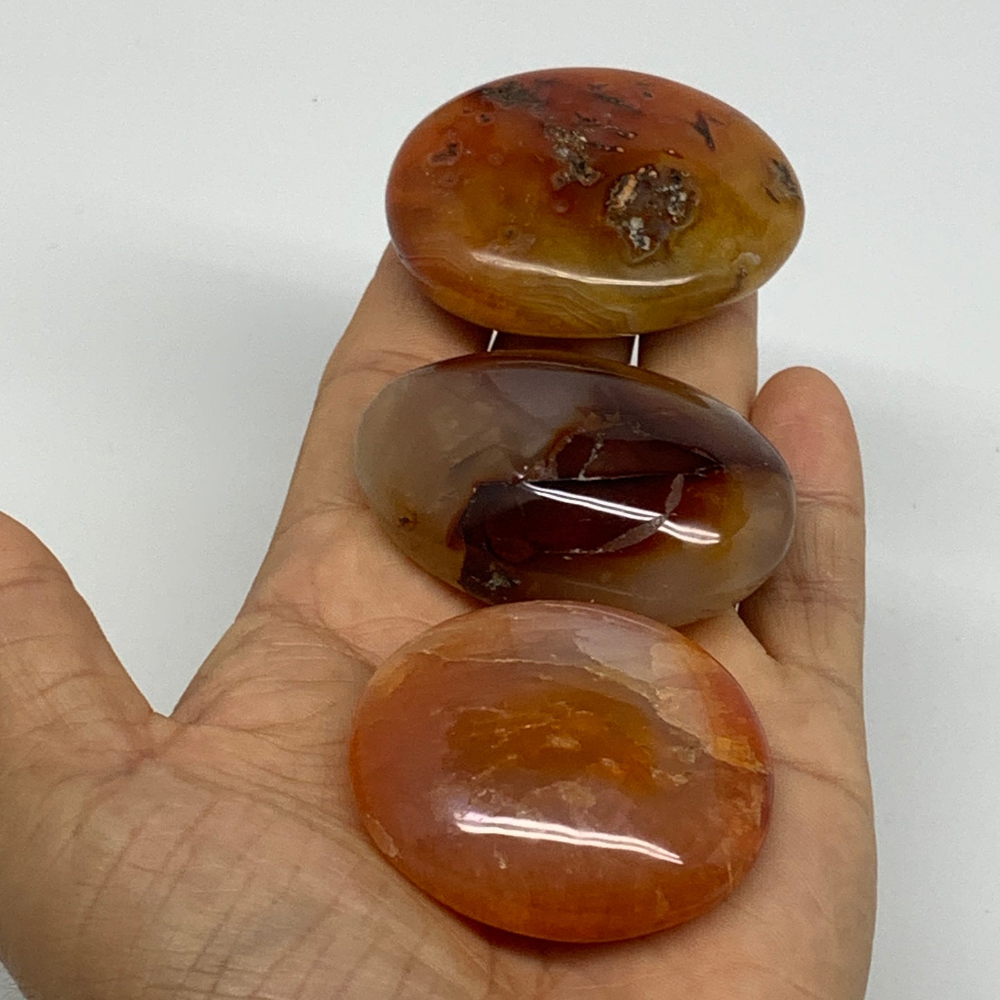 185.6g, 1.9"-2.1", 3pcs, Red Carnelian Palm-Stone Gem Crystal Polished, B37620