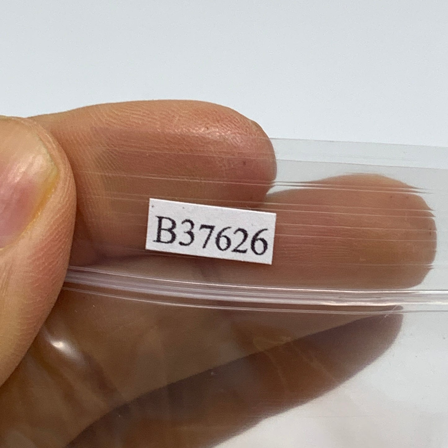 203.5g, 1.8"-2", 3pcs, Red Carnelian Palm-Stone Gem Crystal Polished, B37626