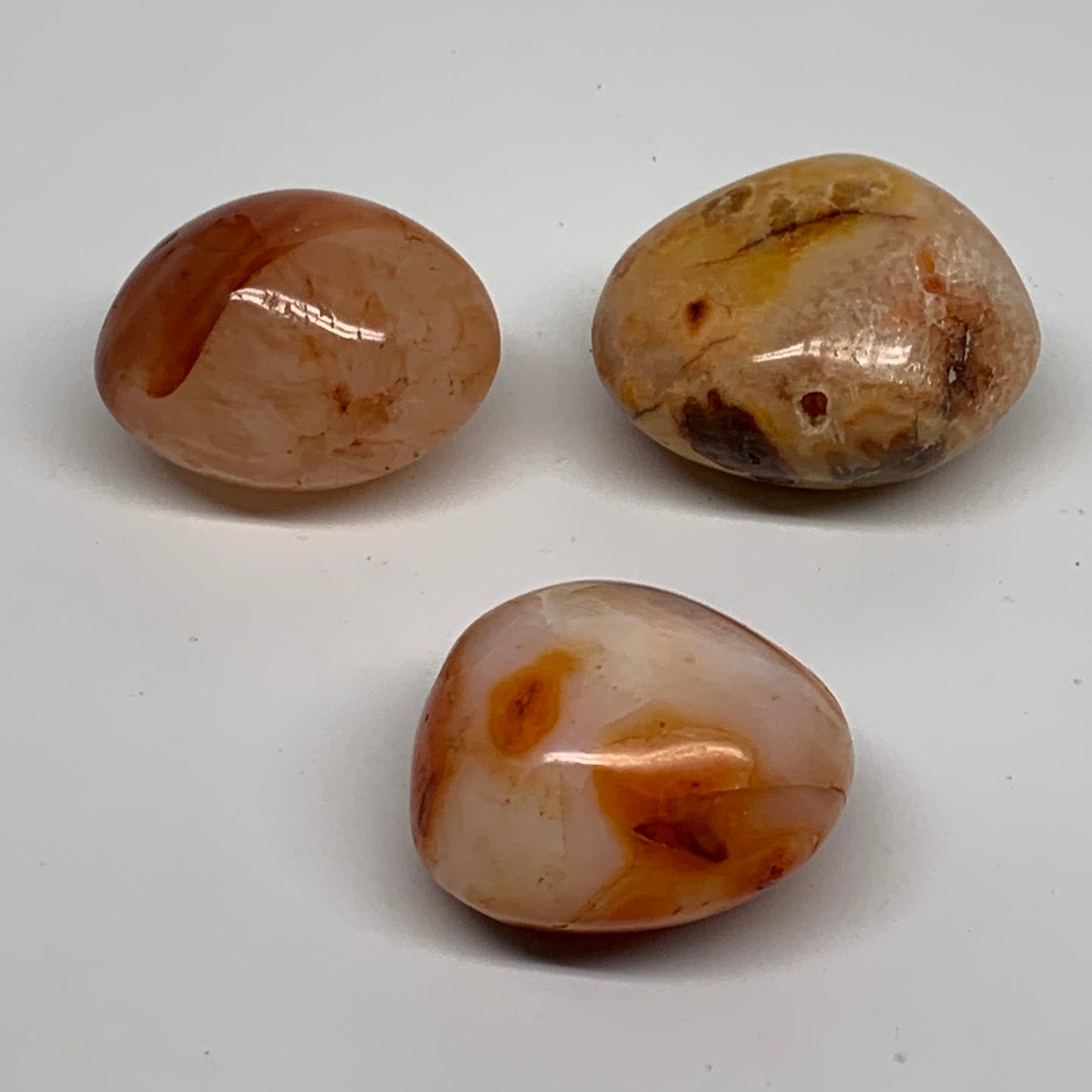 255.2g, 1.8"-2.1", 3pcs, Red Carnelian Palm-Stone Gem Crystal Polished, B37638