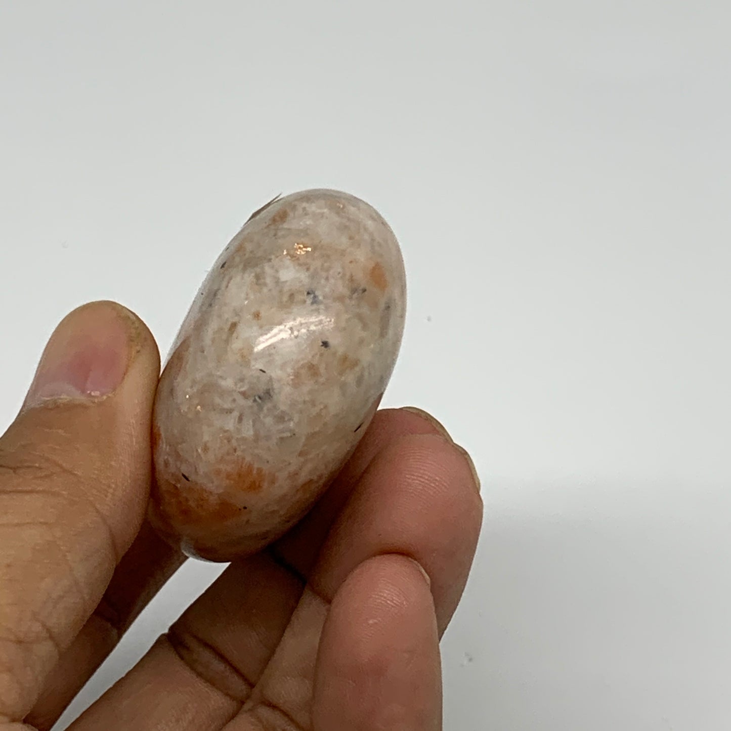 88.7g, 2.2"x1.7"x0.9", Natural Sunstone Palm-Stone Polished from India, B34606
