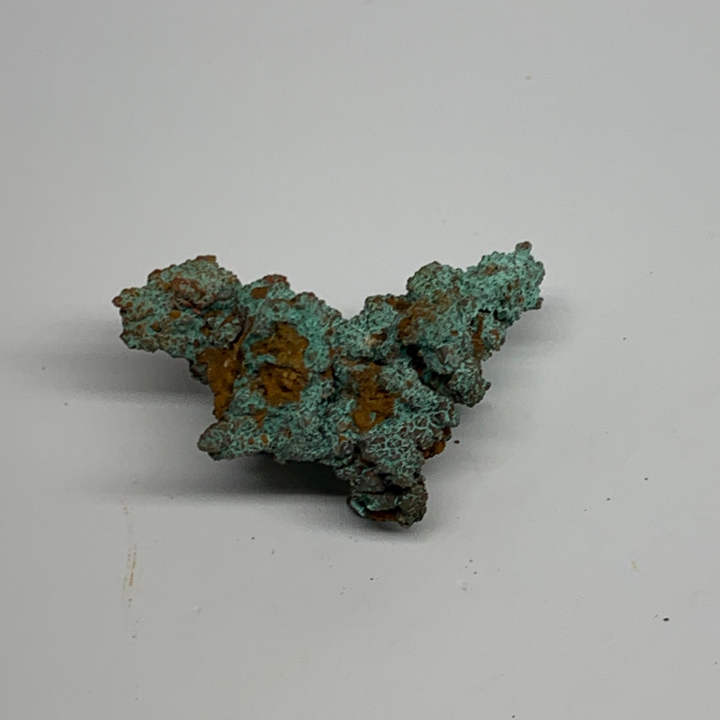 32.1g, 1.7"x1"x0.6", Malachite on Native Copper Mineral Specimens, B33979