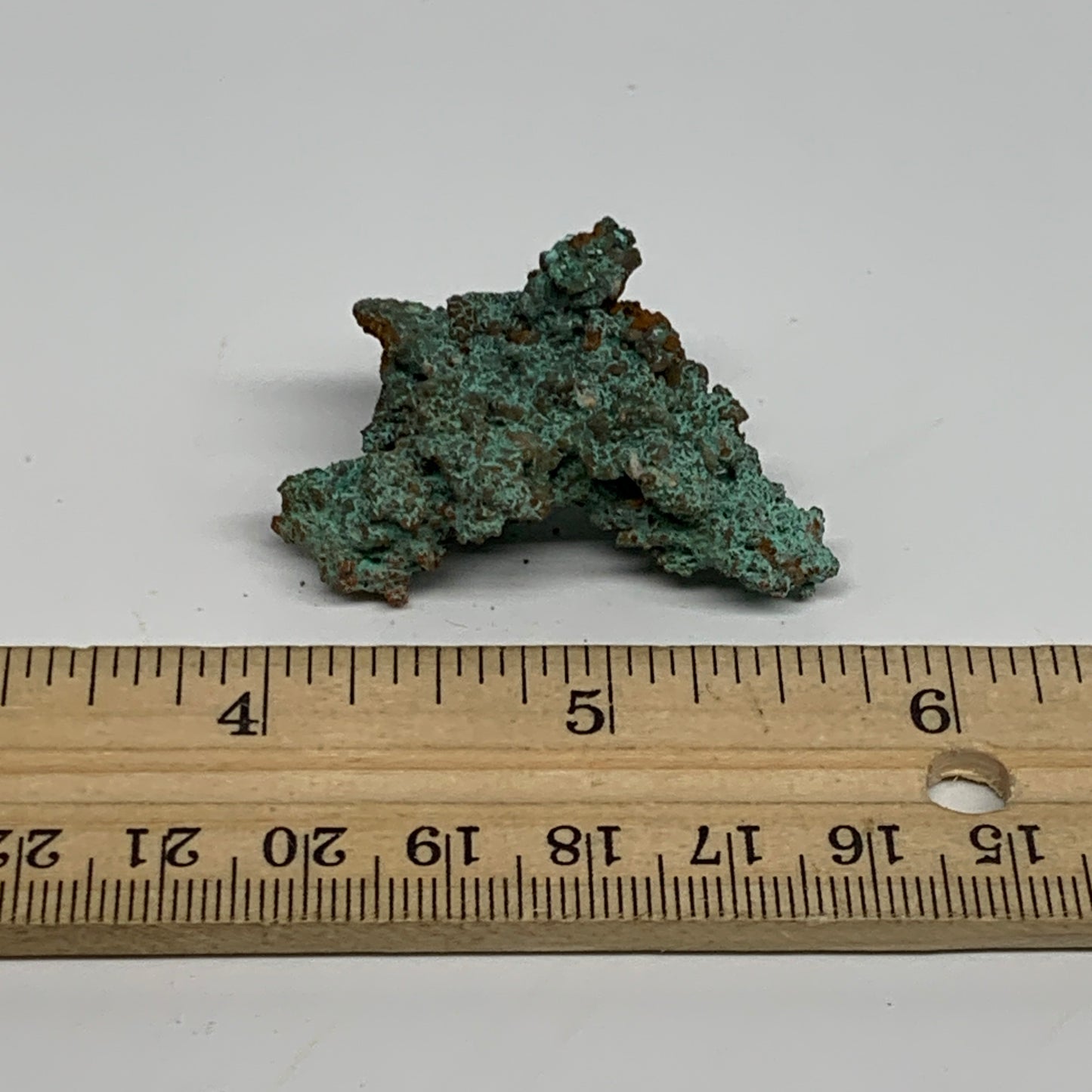 32.1g, 1.7"x1"x0.6", Malachite on Native Copper Mineral Specimens, B33979